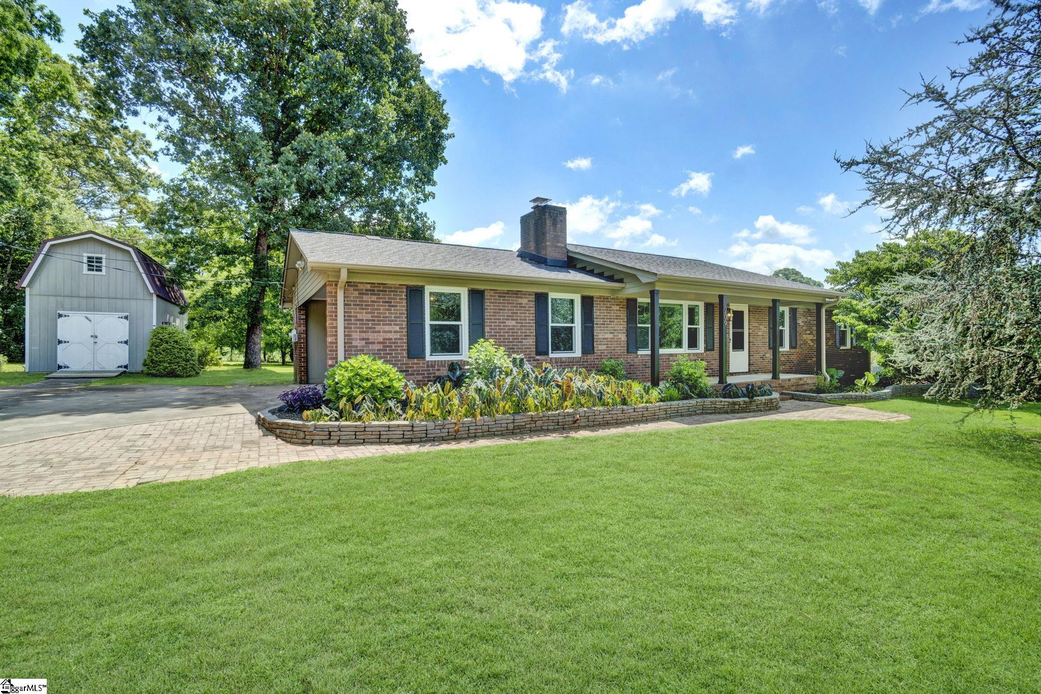 209 Hickory Drive Easley, SC 29642