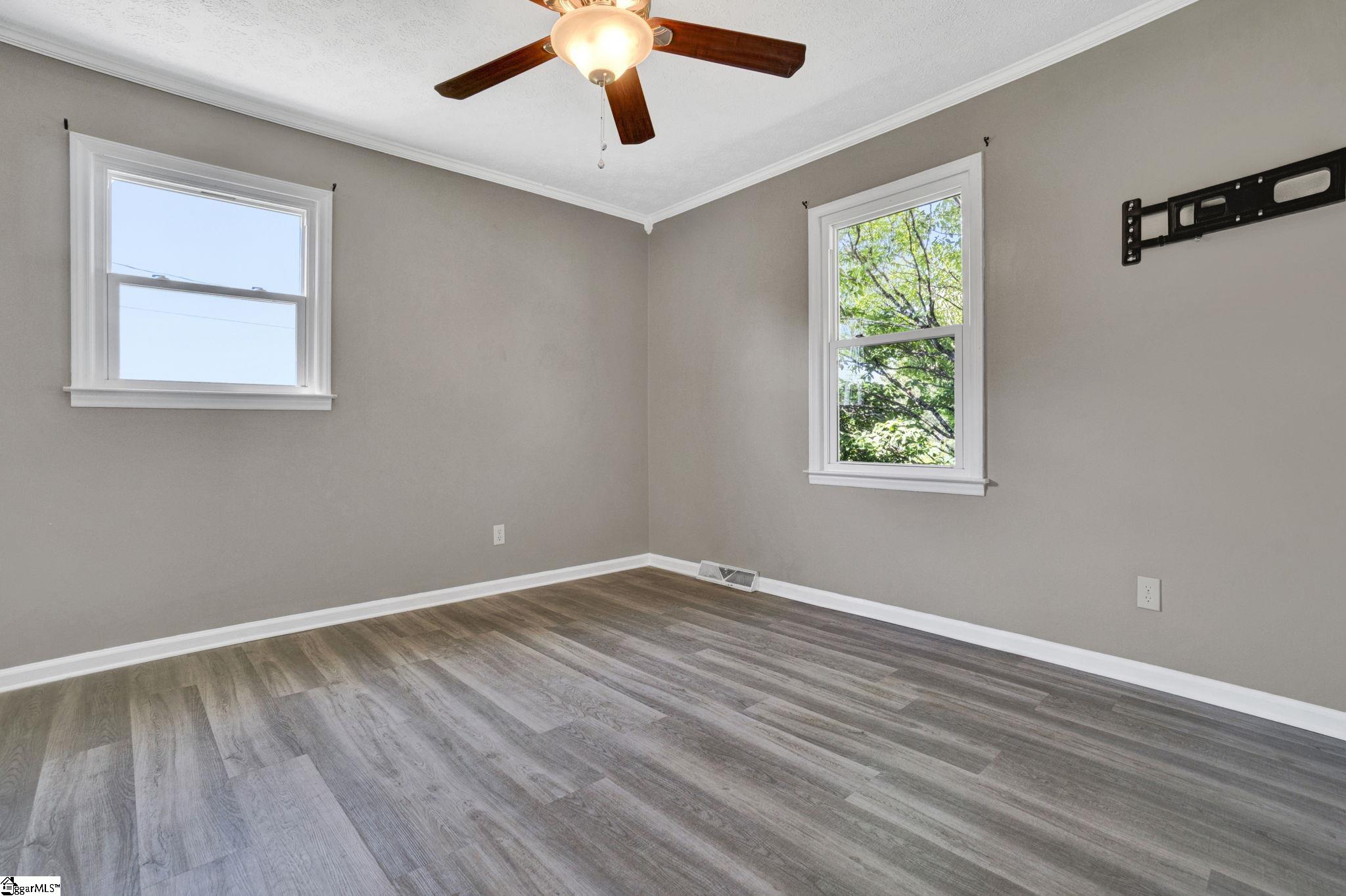 209 Hickory Drive Easley, SC 29642