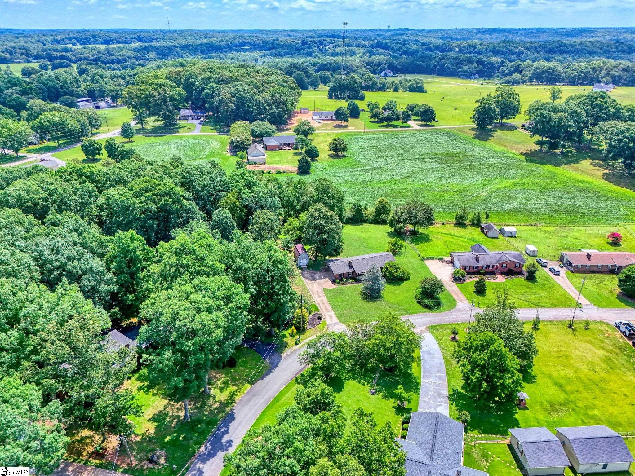 209 Hickory Drive Easley, SC 29642