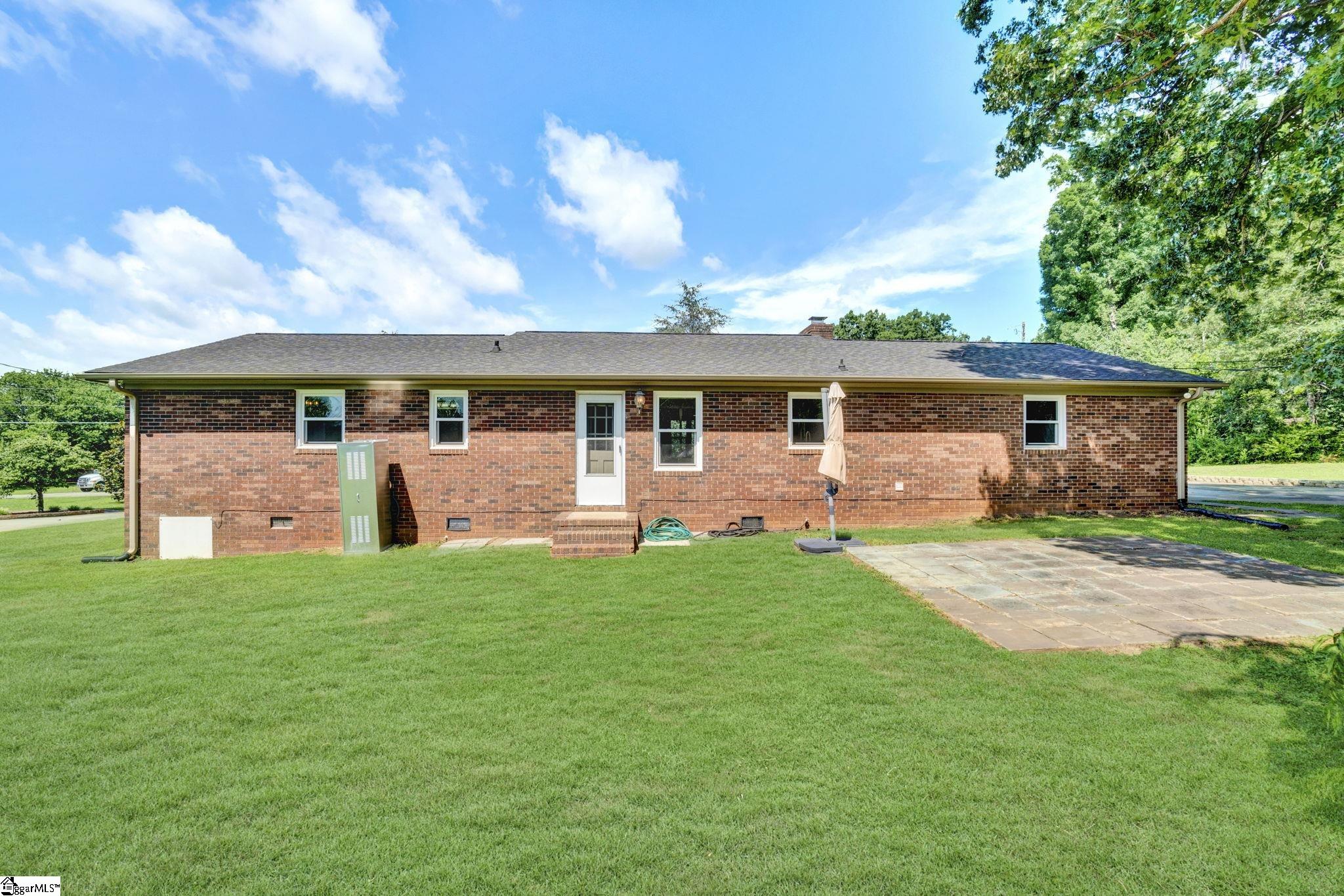 209 Hickory Drive Easley, SC 29642
