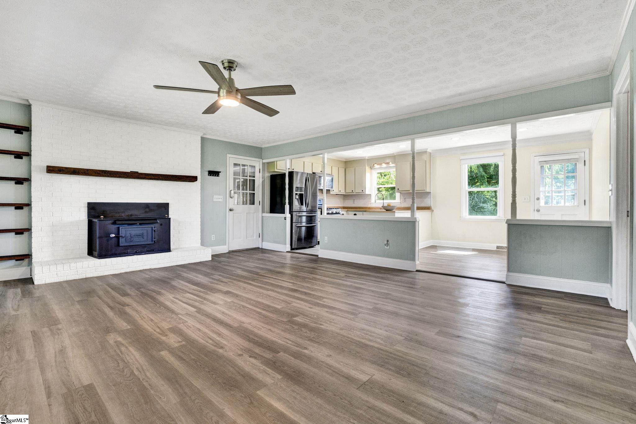 209 Hickory Drive Easley, SC 29642