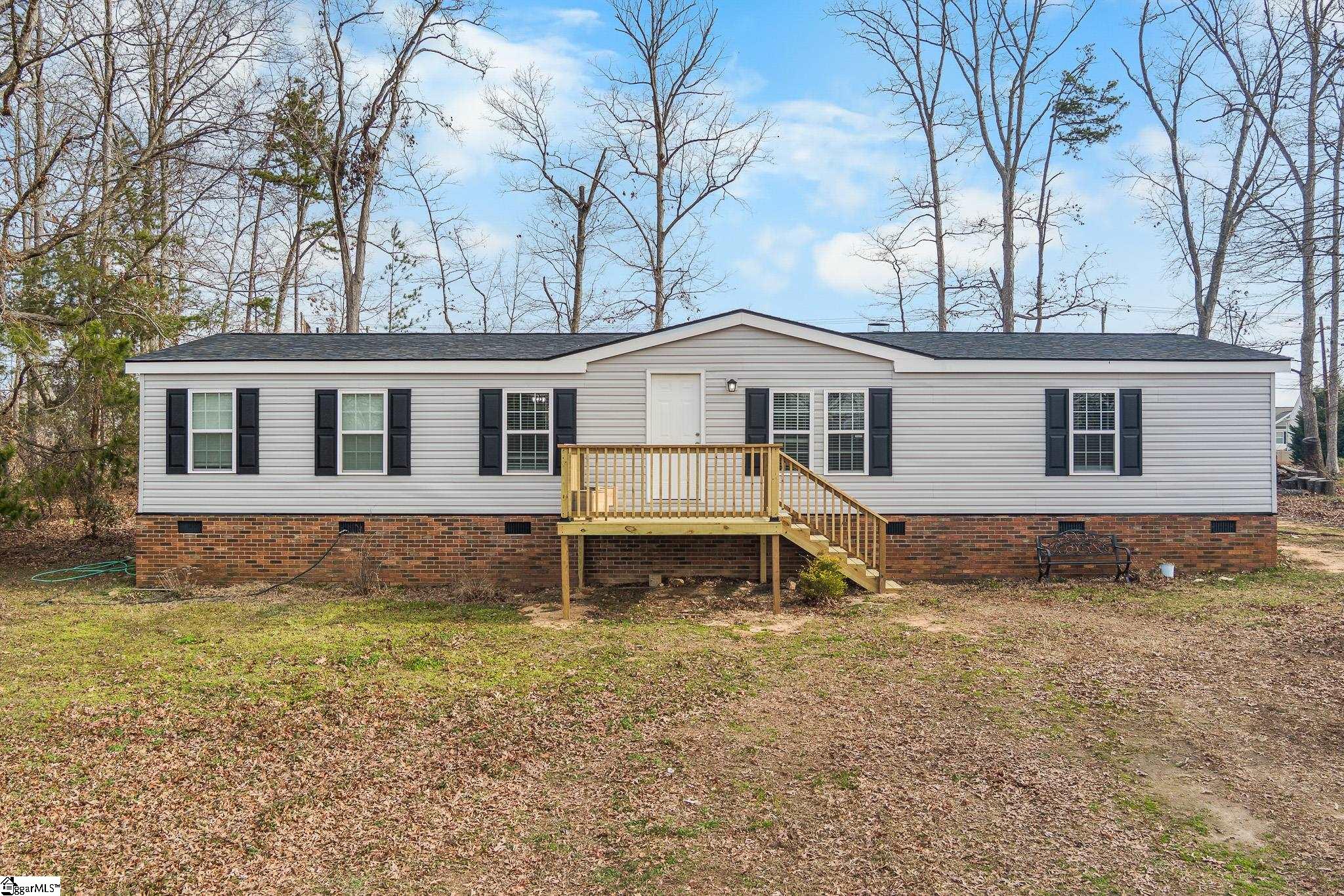 6 Homeplace Court Simpsonville, SC 29680