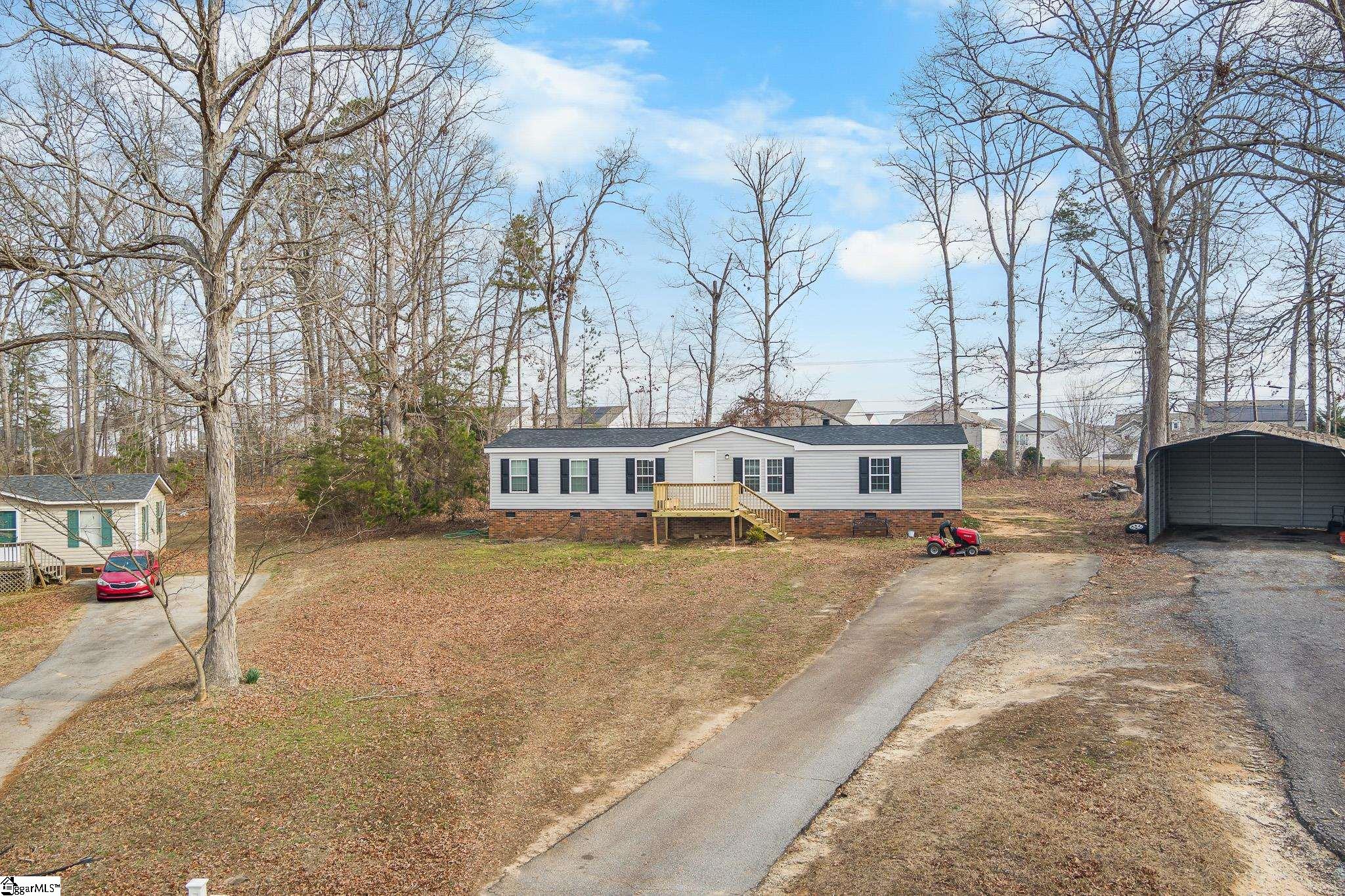6 Homeplace Court Simpsonville, SC 29680