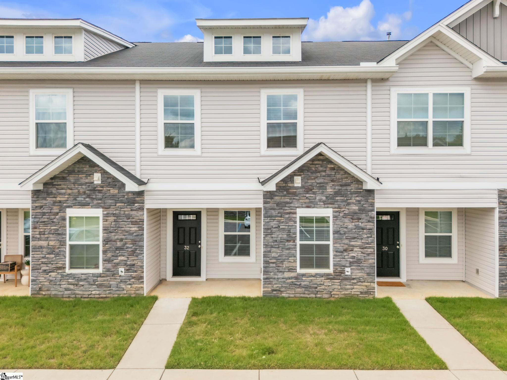 32 English Court Simpsonville, SC 29681