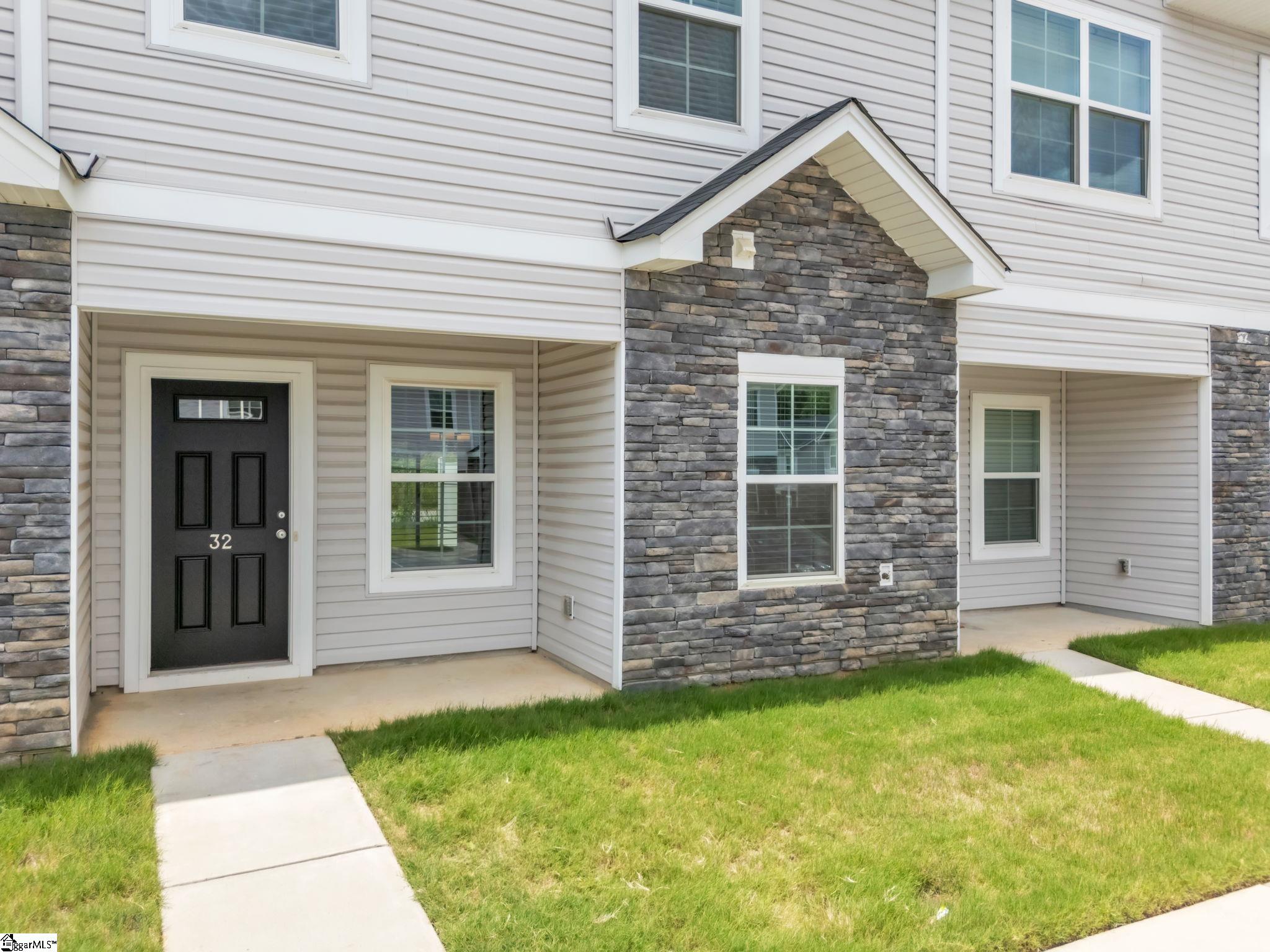 32 English Court Simpsonville, SC 29681