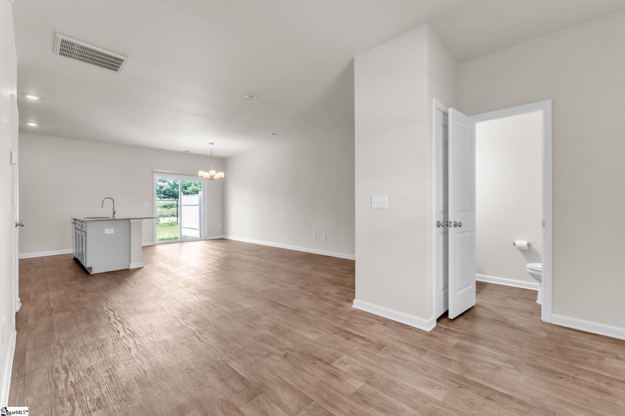 32 English Court Simpsonville, SC 29681