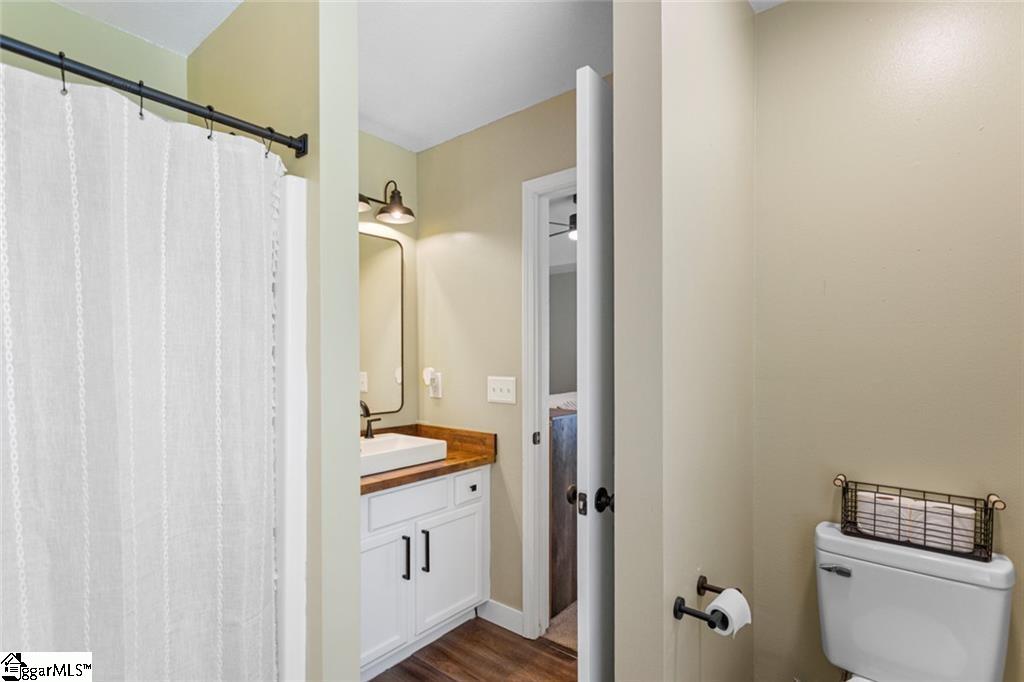 102 Lochenshire Place Belton, SC 29627