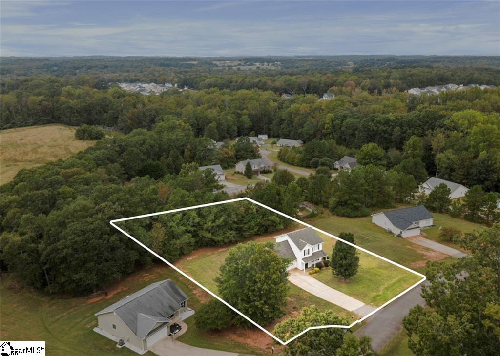 102 Lochenshire Place Belton, SC 29627