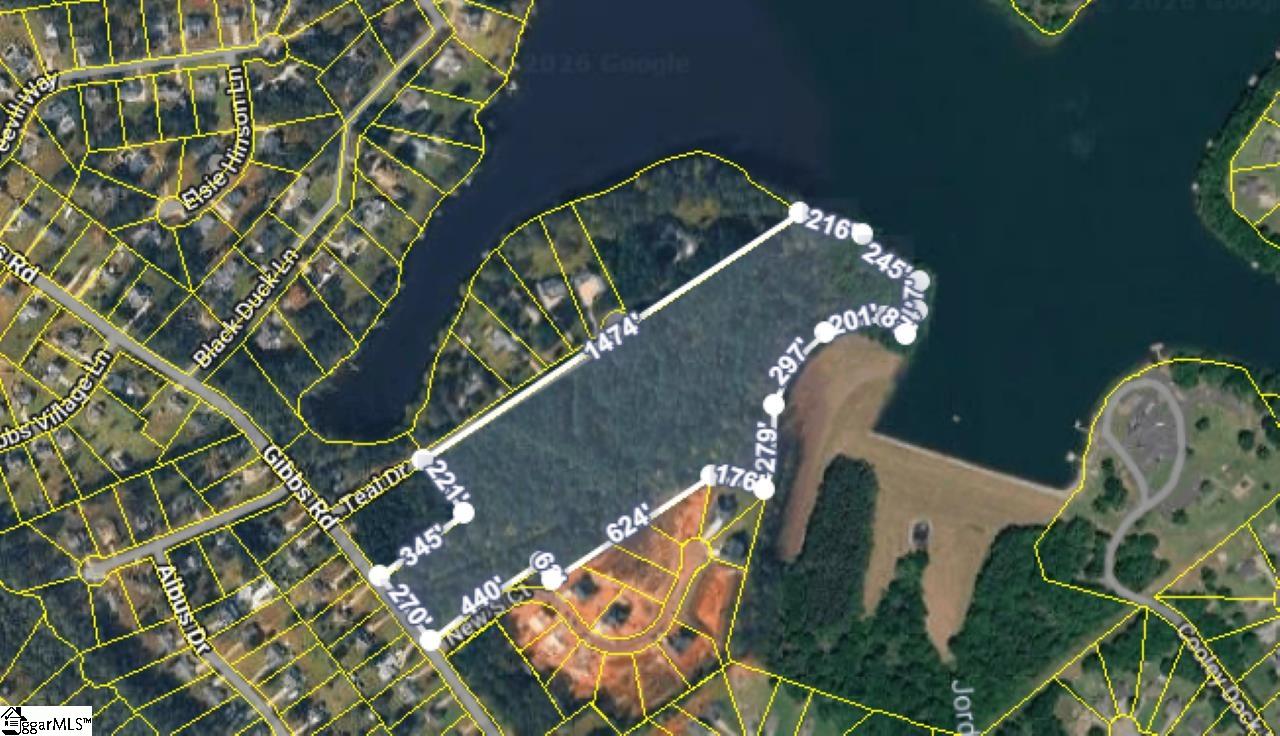 355 Gibbs Road, Wellford, SC 29385