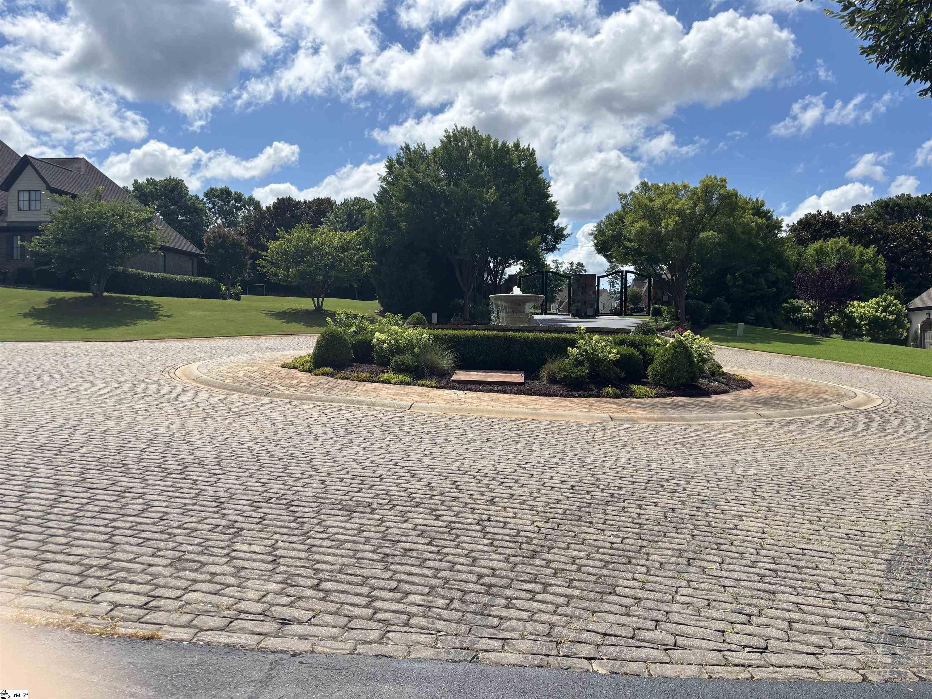 304 Chafford Court Simpsonville, SC 29681