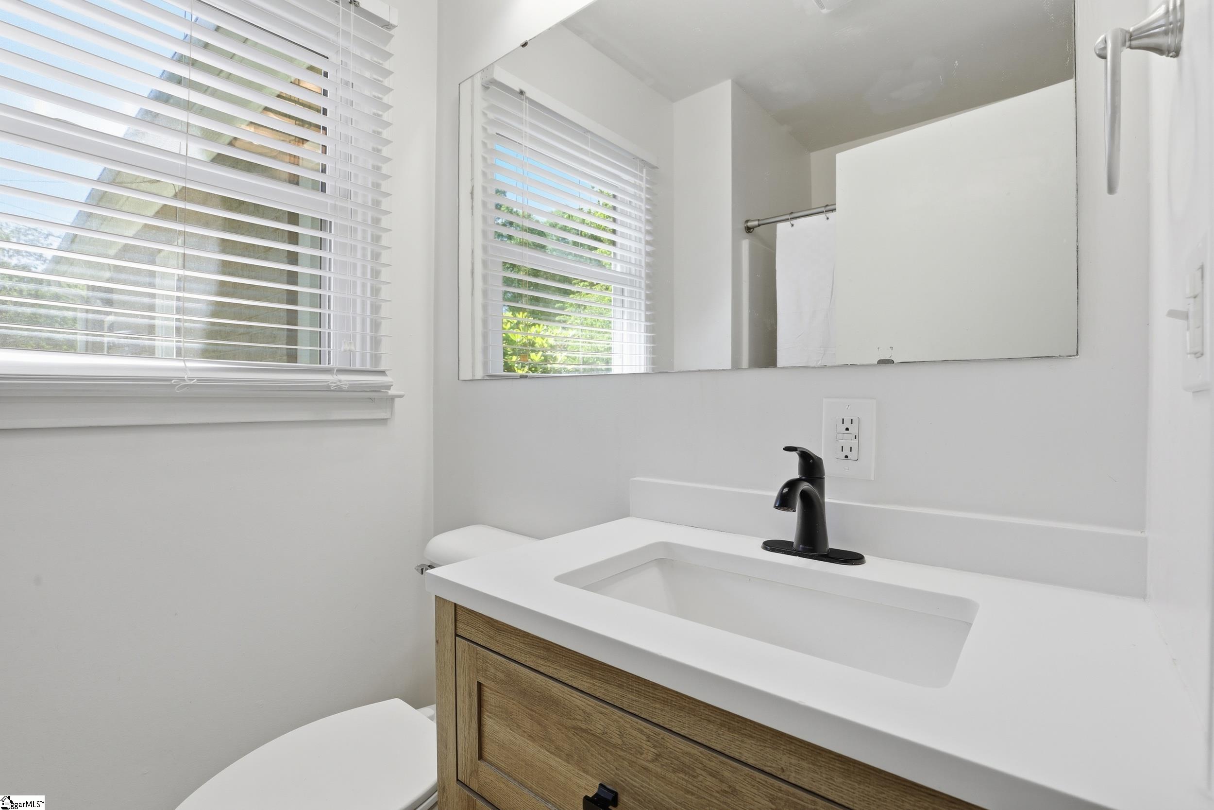 5 Courtney Circle Greenville, SC 29617