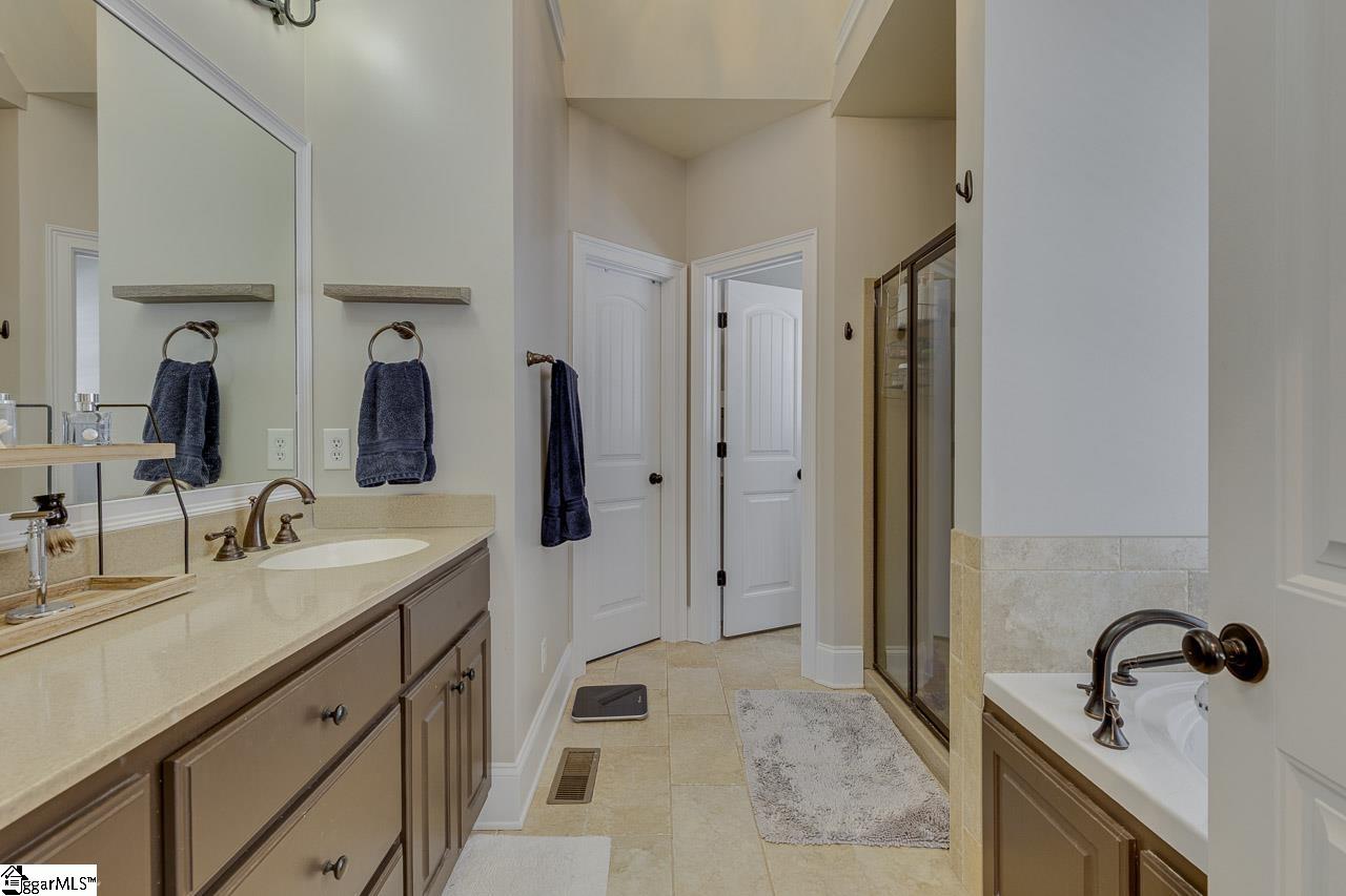106 Kettle Oak Way Simpsonville, SC 29680