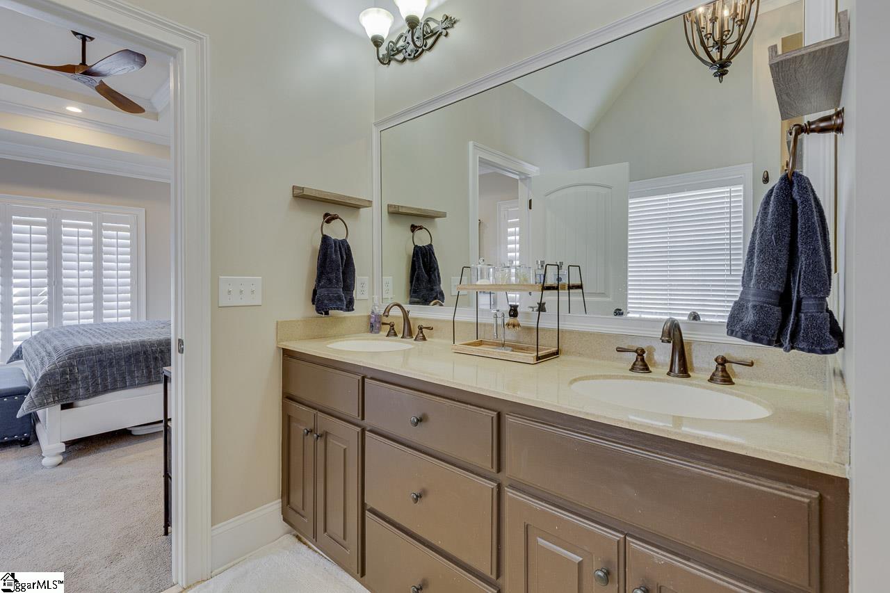 106 Kettle Oak Way Simpsonville, SC 29680