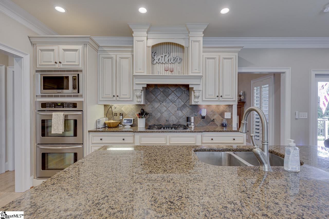 106 Kettle Oak Way Simpsonville, SC 29680