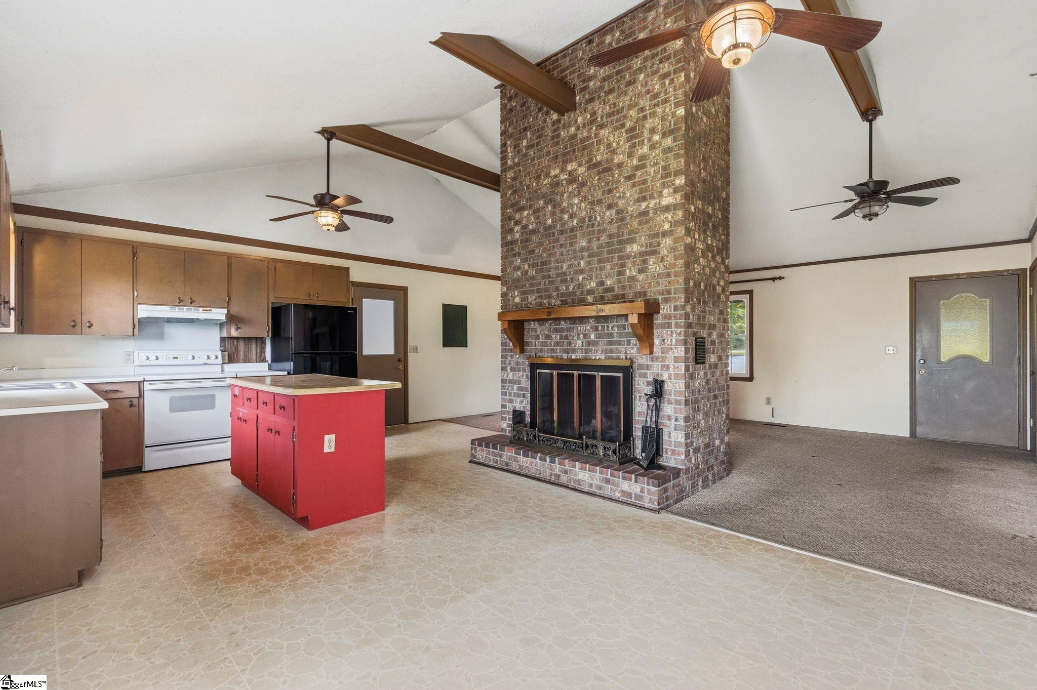 430 John High Road Campobello, SC 29322