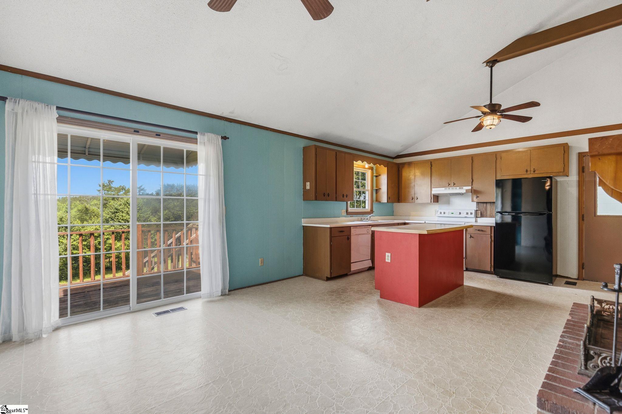 430 John High Road Campobello, SC 29322