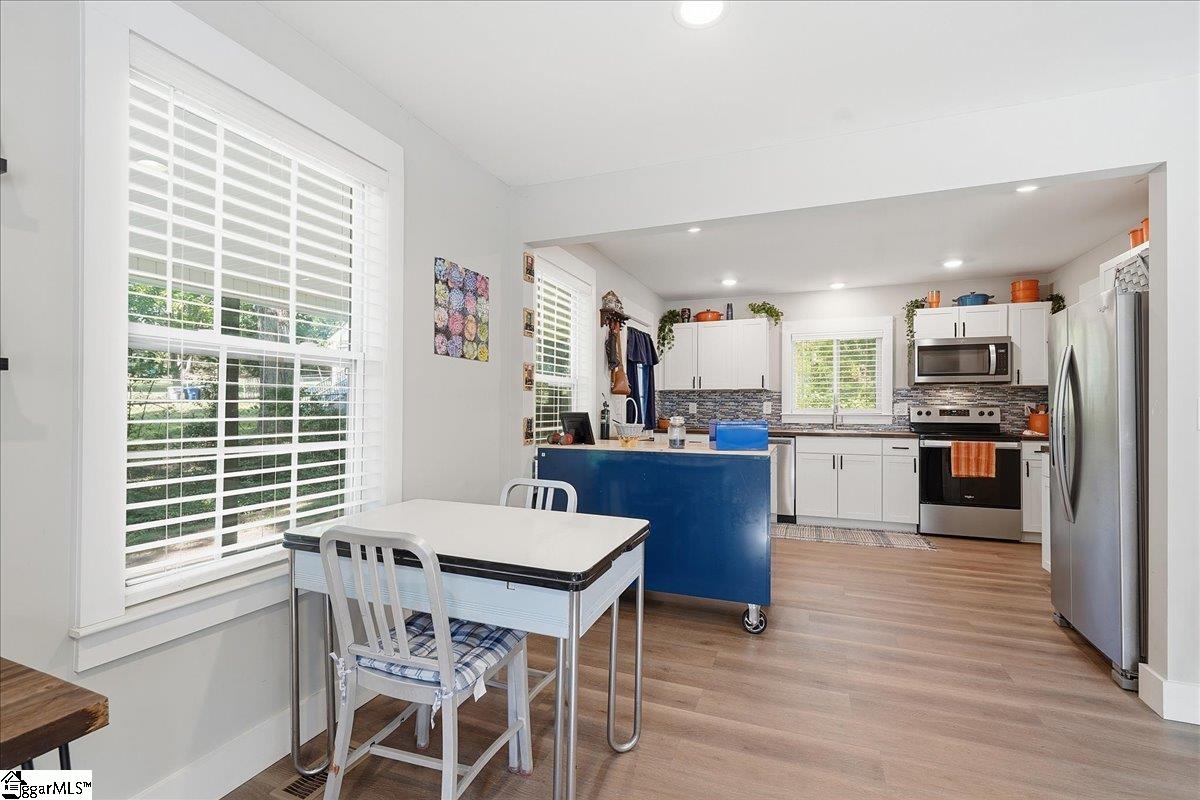 384 Ammons Road Spartanburg, SC 29306
