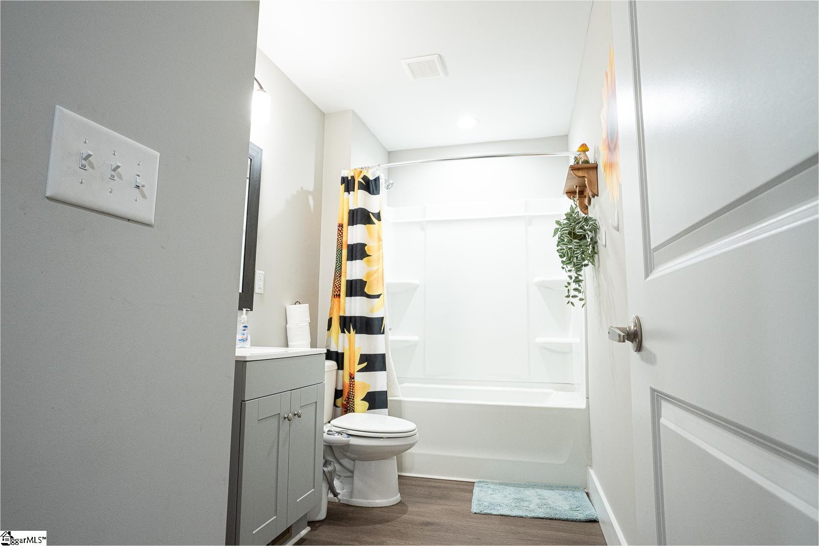 384 Ammons Road Spartanburg, SC 29306