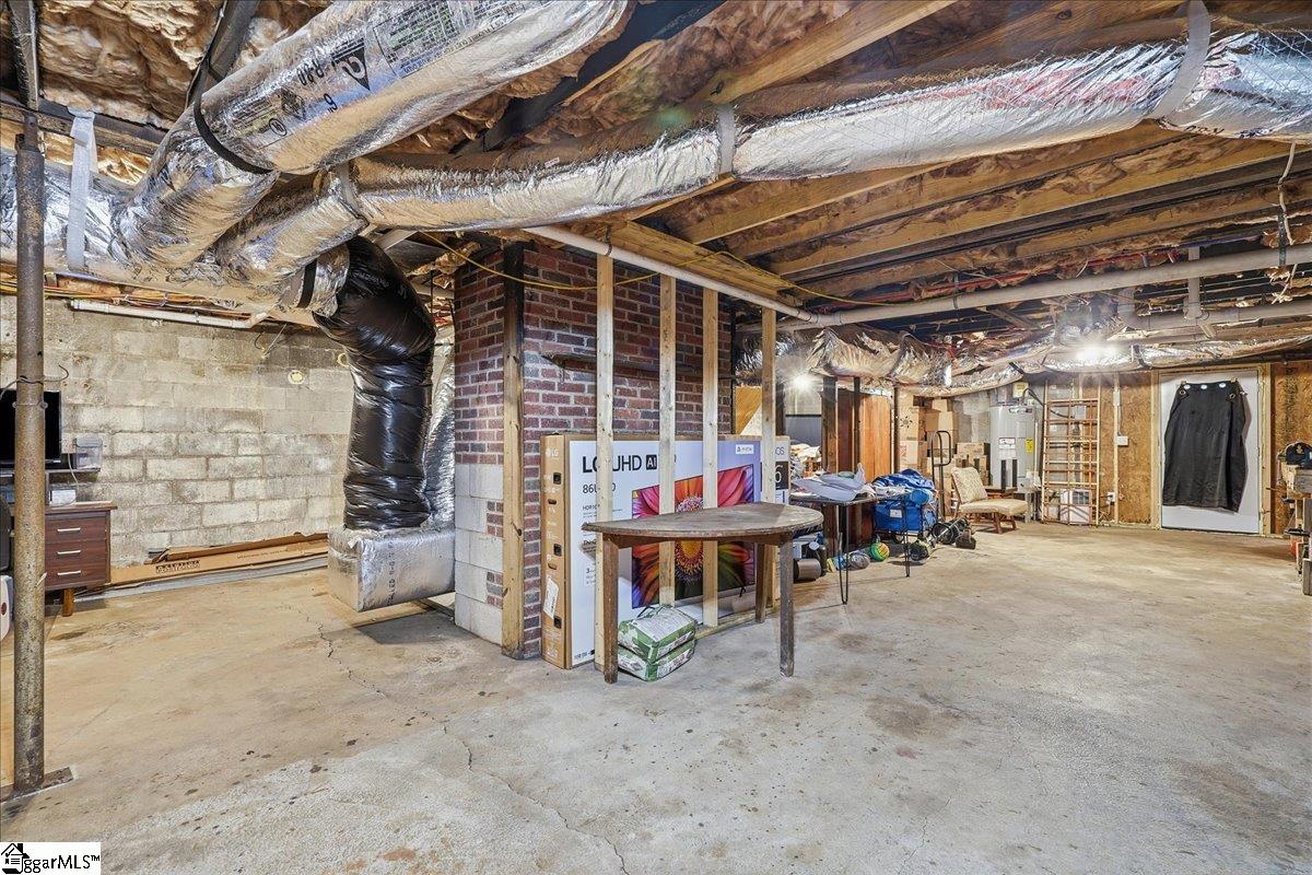 384 Ammons Road Spartanburg, SC 29306