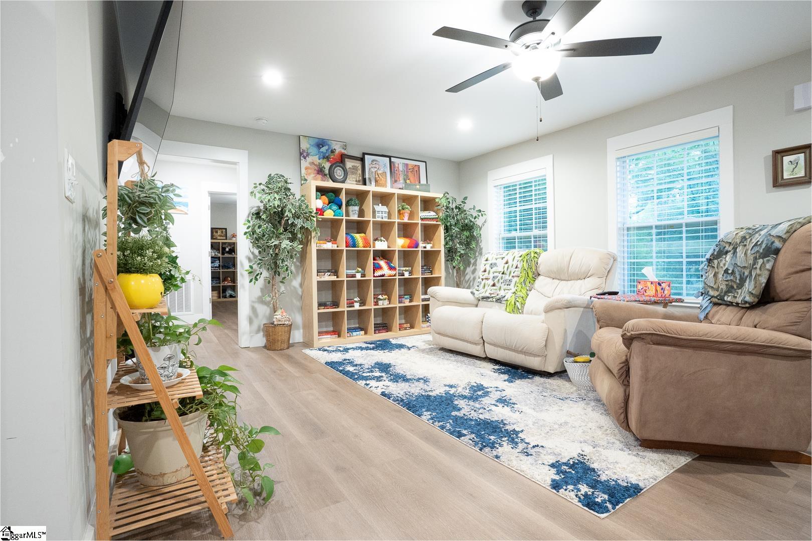 384 Ammons Road Spartanburg, SC 29306
