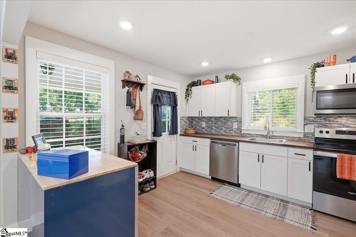 384 Ammons Road Spartanburg, SC 29306