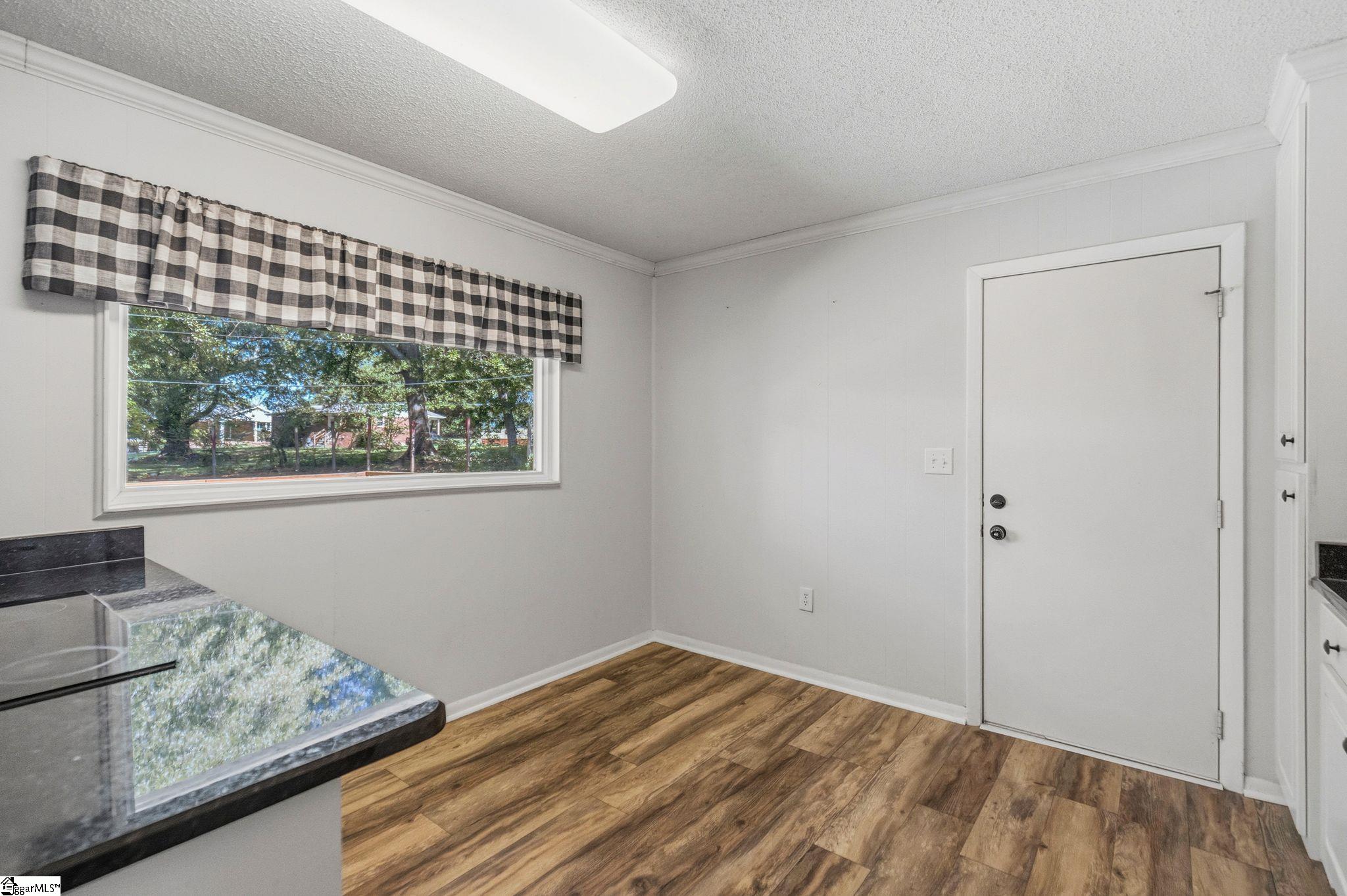 711 Hellams Street Fountain Inn, SC 29644