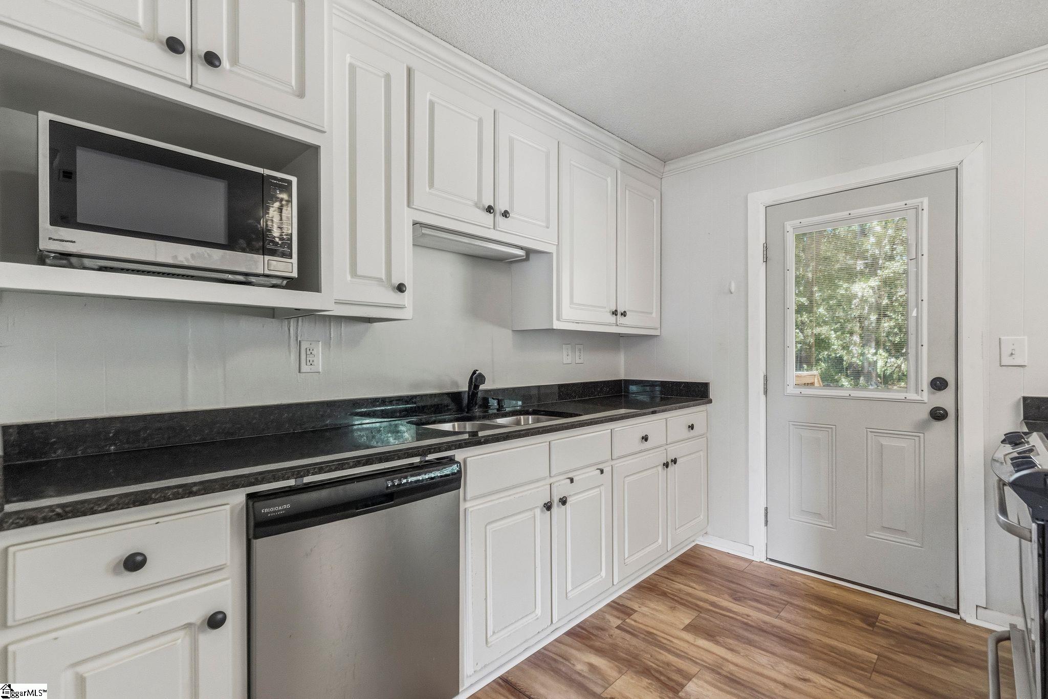 711 Hellams Street Fountain Inn, SC 29644