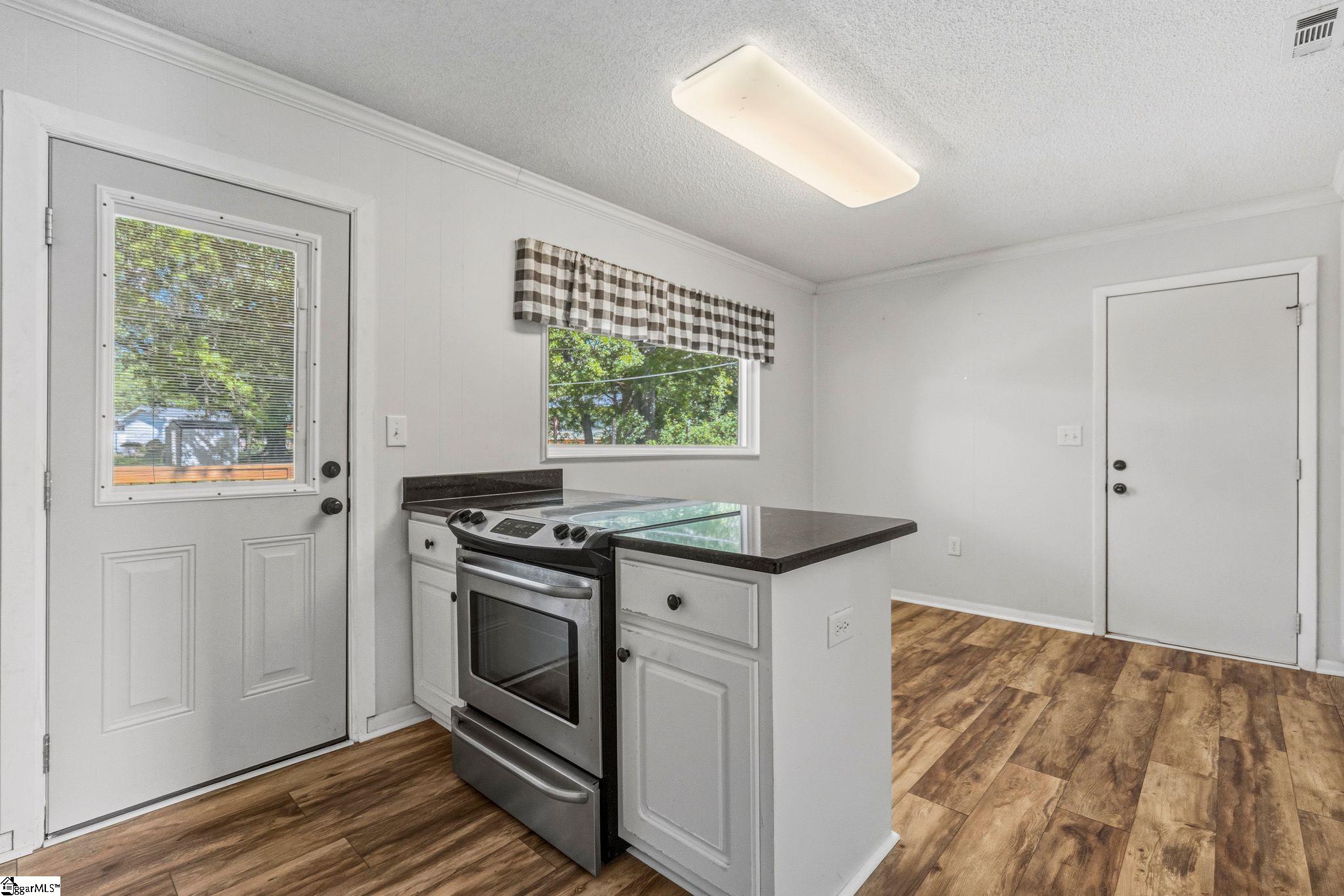 711 Hellams Street Fountain Inn, SC 29644