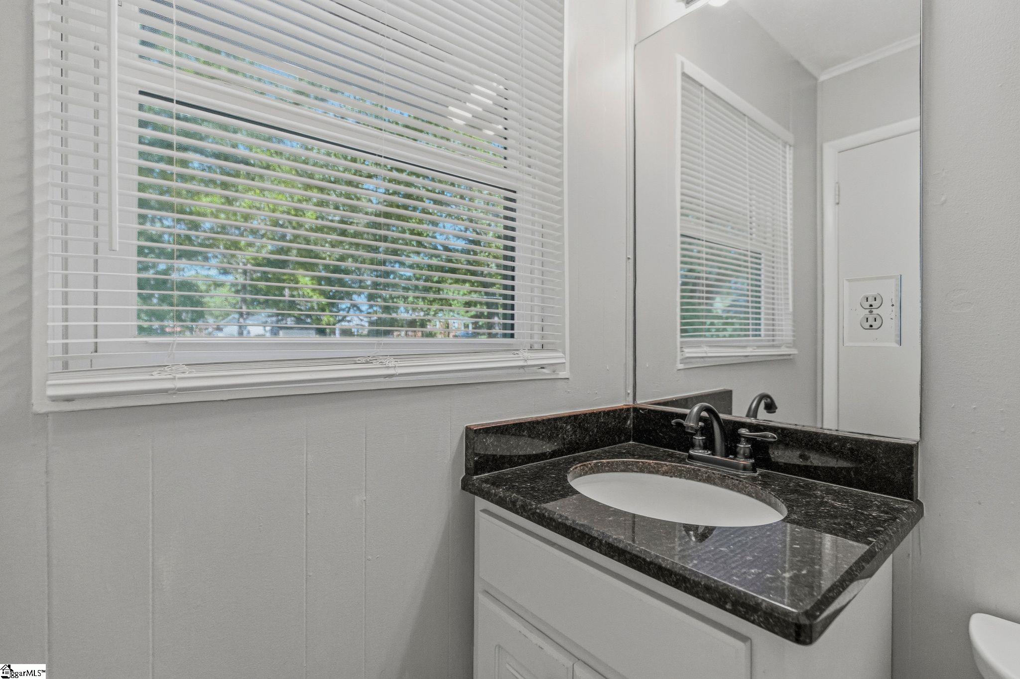 711 Hellams Street Fountain Inn, SC 29644