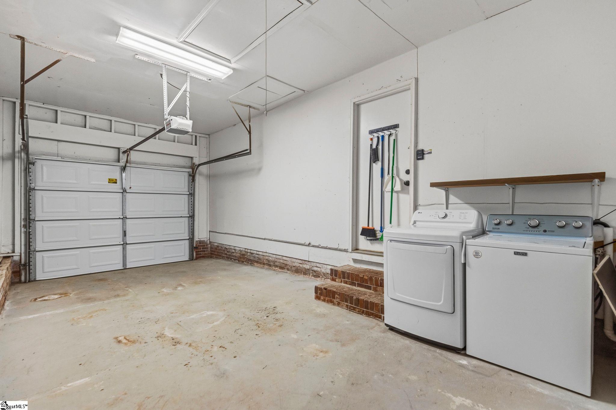 711 Hellams Street Fountain Inn, SC 29644