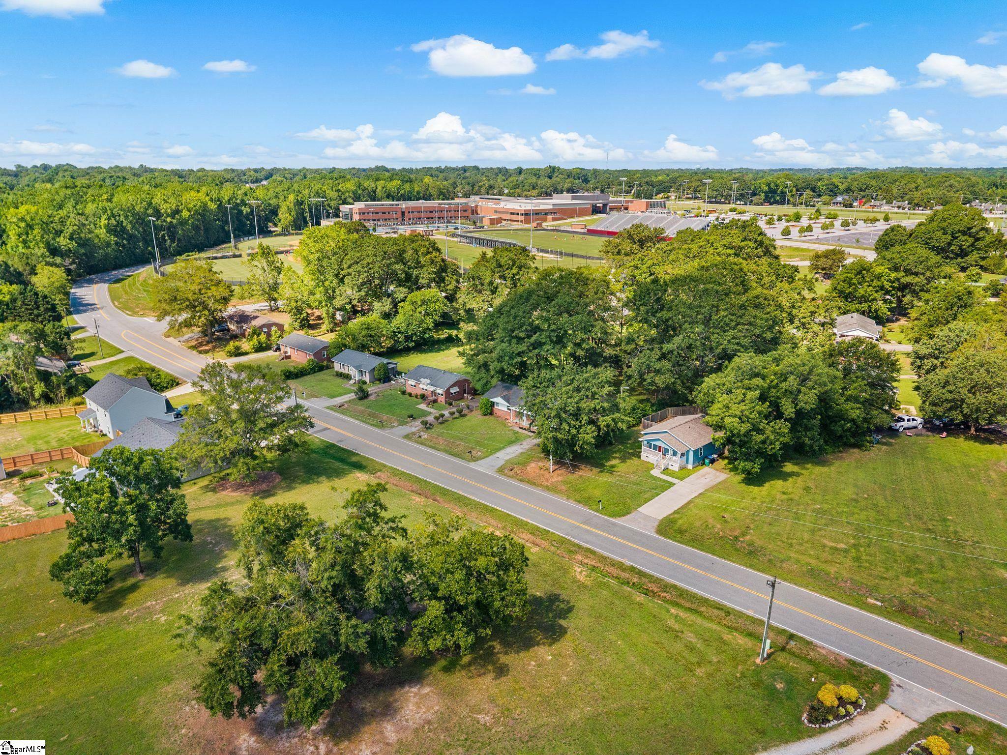 711 Hellams Street Fountain Inn, SC 29644