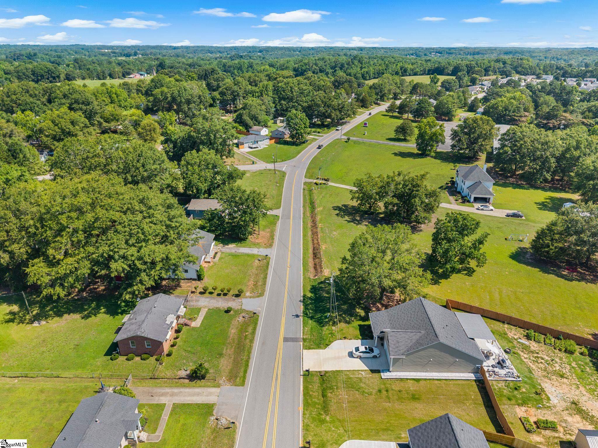 711 Hellams Street Fountain Inn, SC 29644