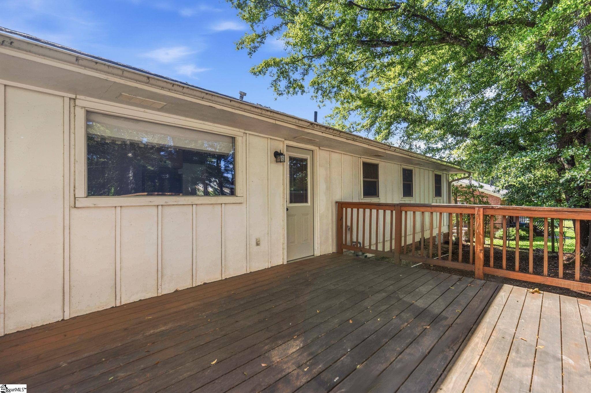 711 Hellams Street Fountain Inn, SC 29644