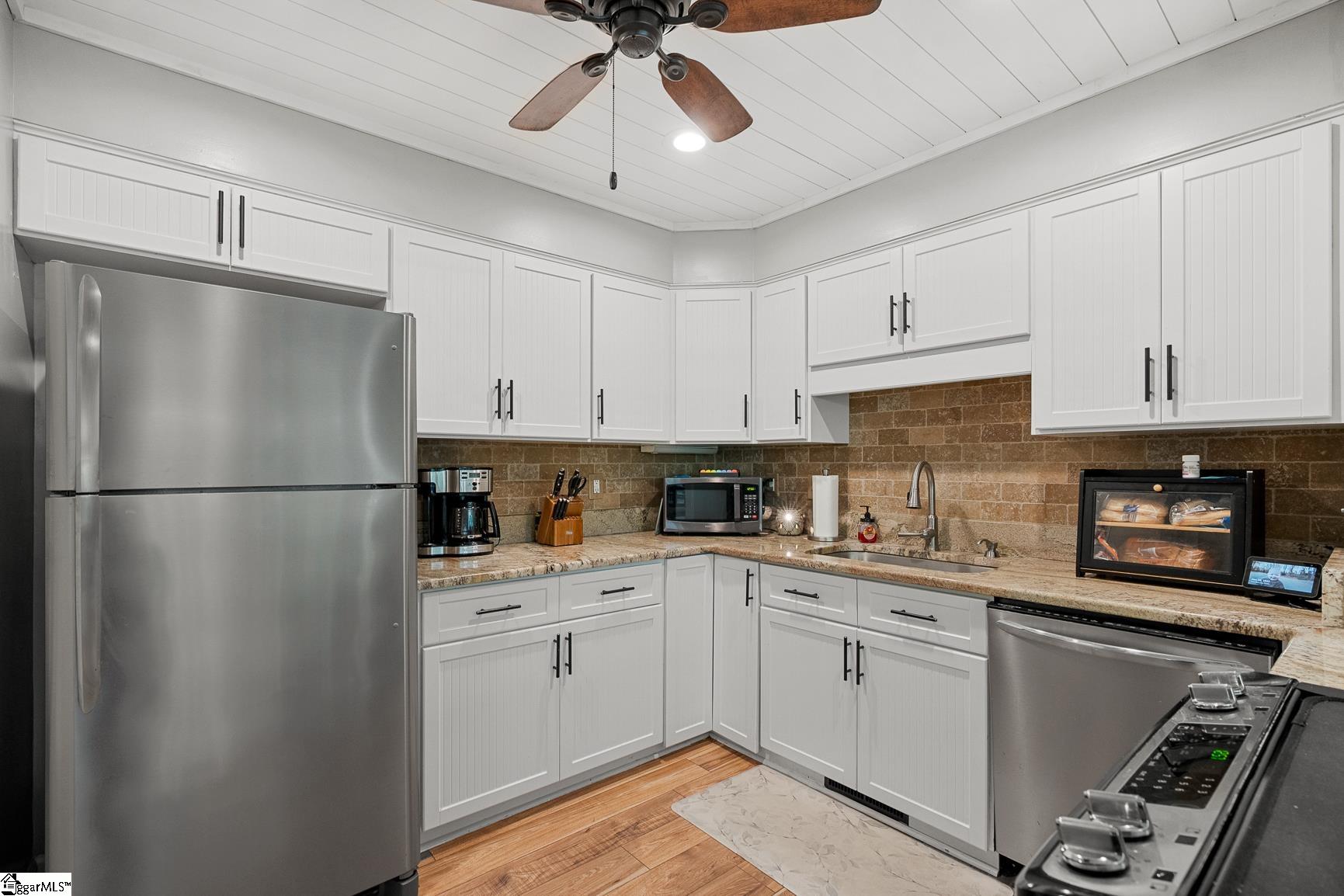 11 Pine Garden Way Drive Salem, SC 29676