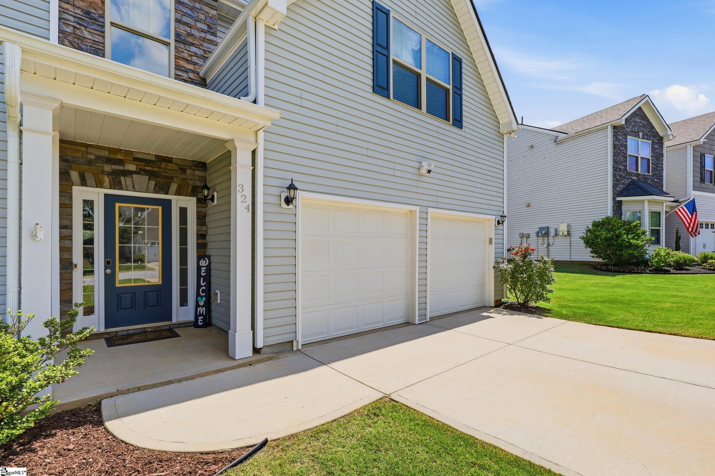 324 Lost Lake Drive Simpsonville, SC 29681-8133