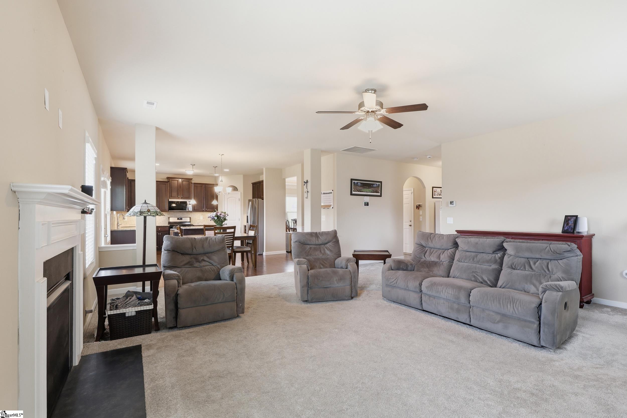 324 Lost Lake Drive Simpsonville, SC 29681-8133