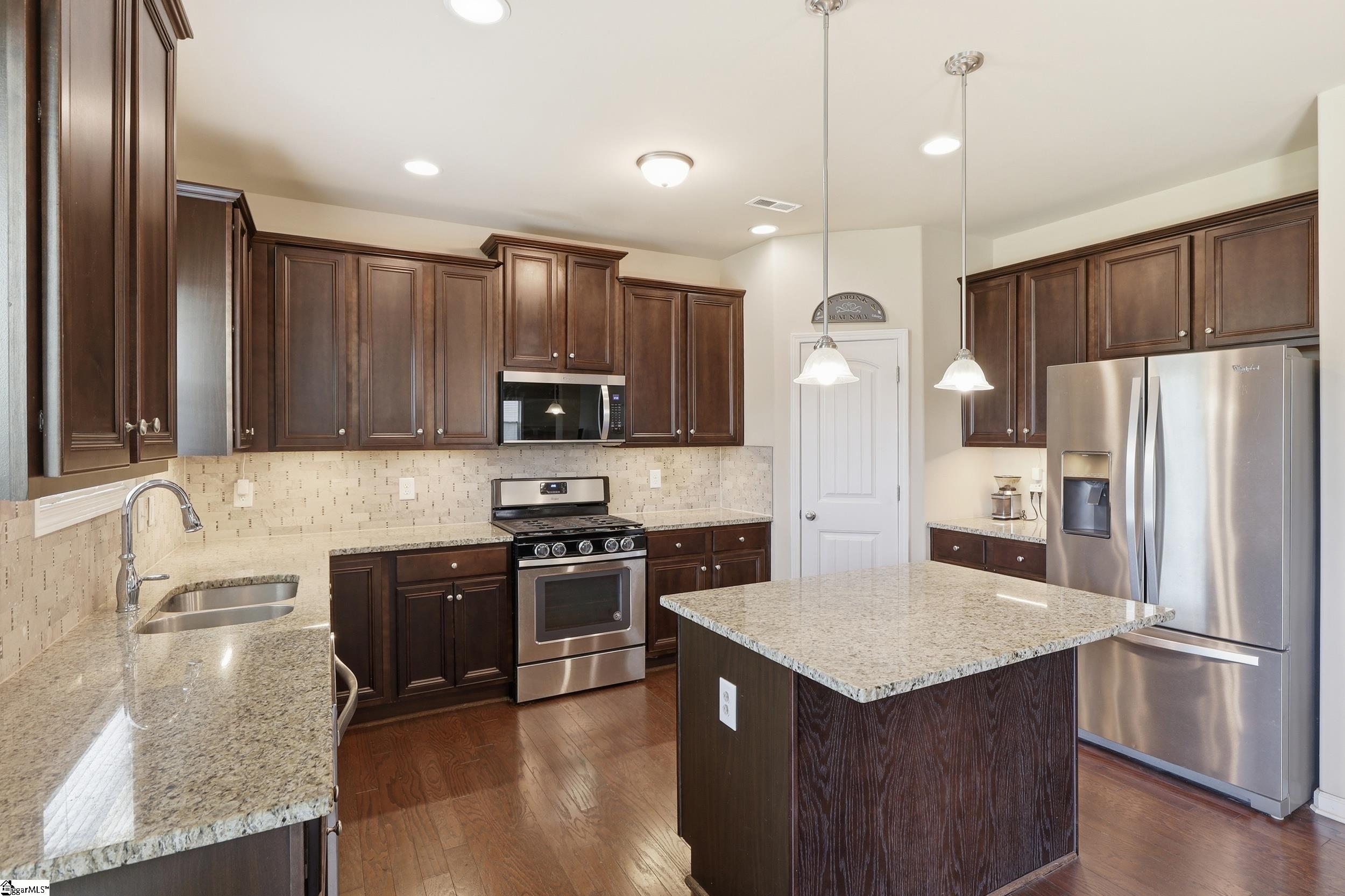 324 Lost Lake Drive Simpsonville, SC 29681-8133