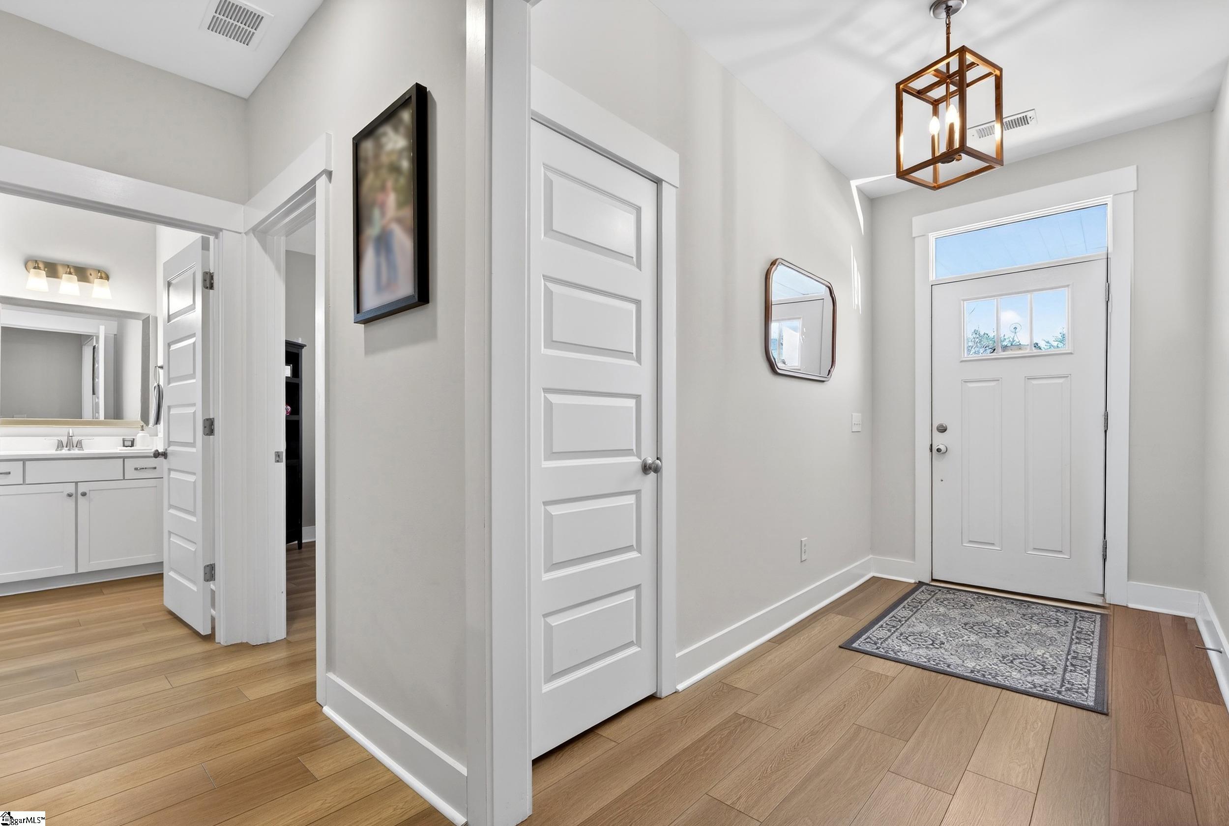 109 Woodcross Drive Simpsonville, SC 29681