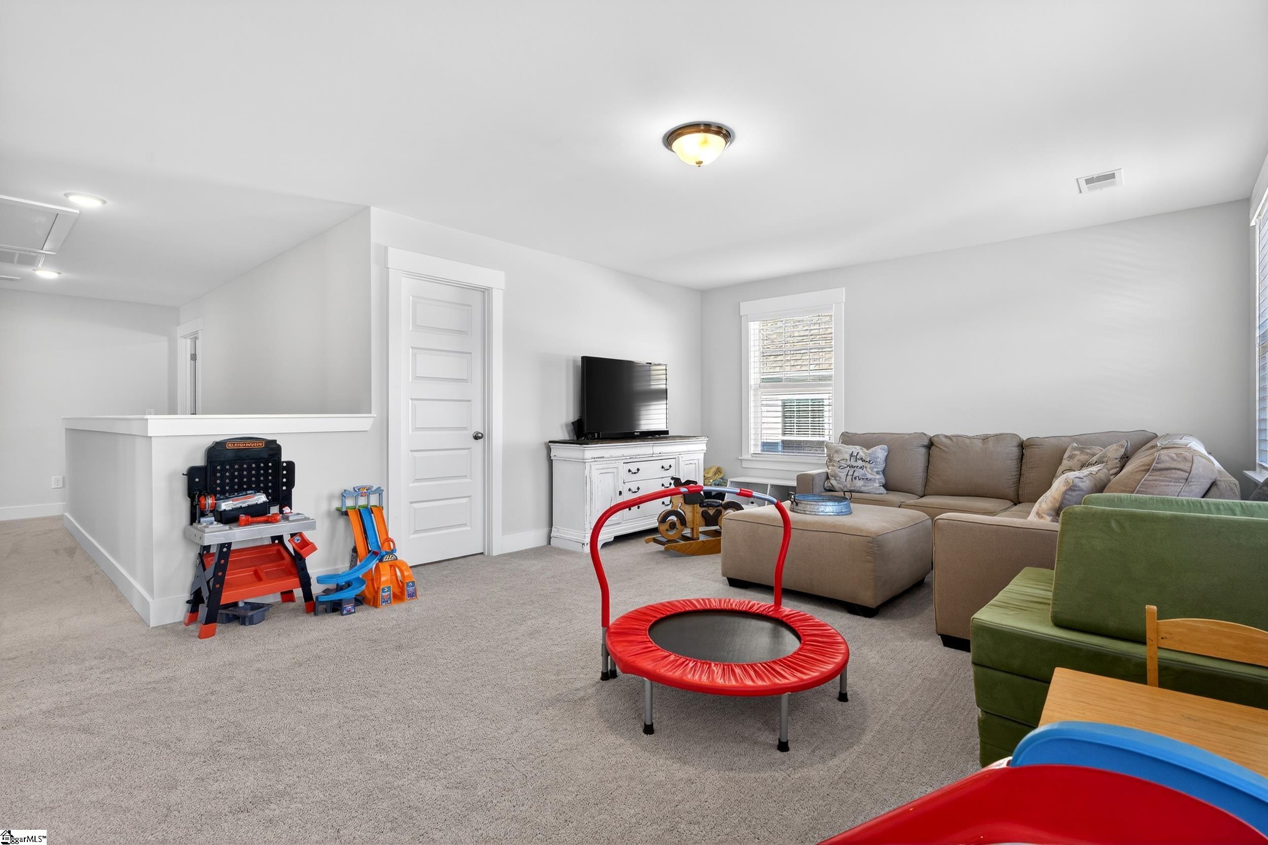 109 Woodcross Drive Simpsonville, SC 29681