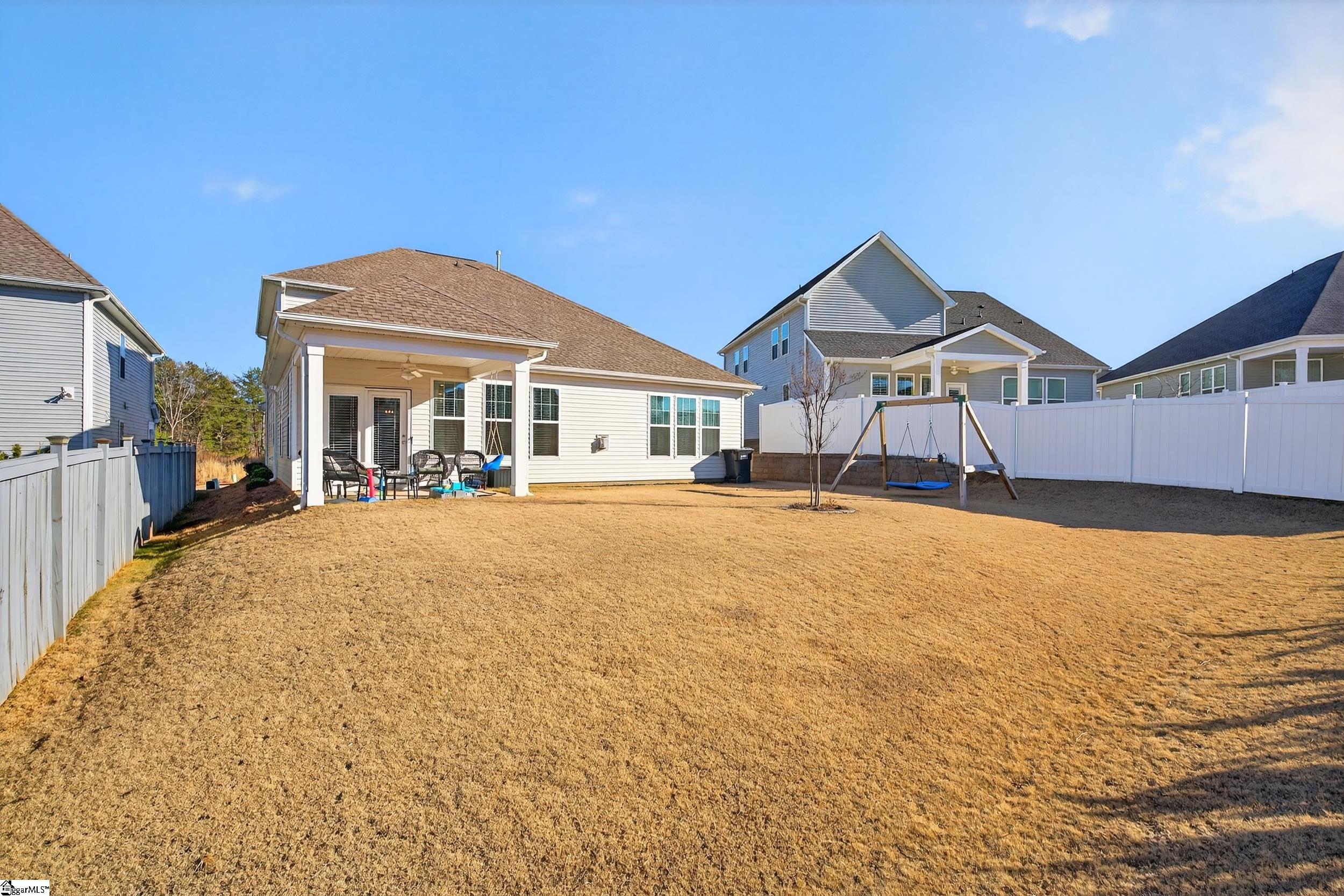 109 Woodcross Drive Simpsonville, SC 29681