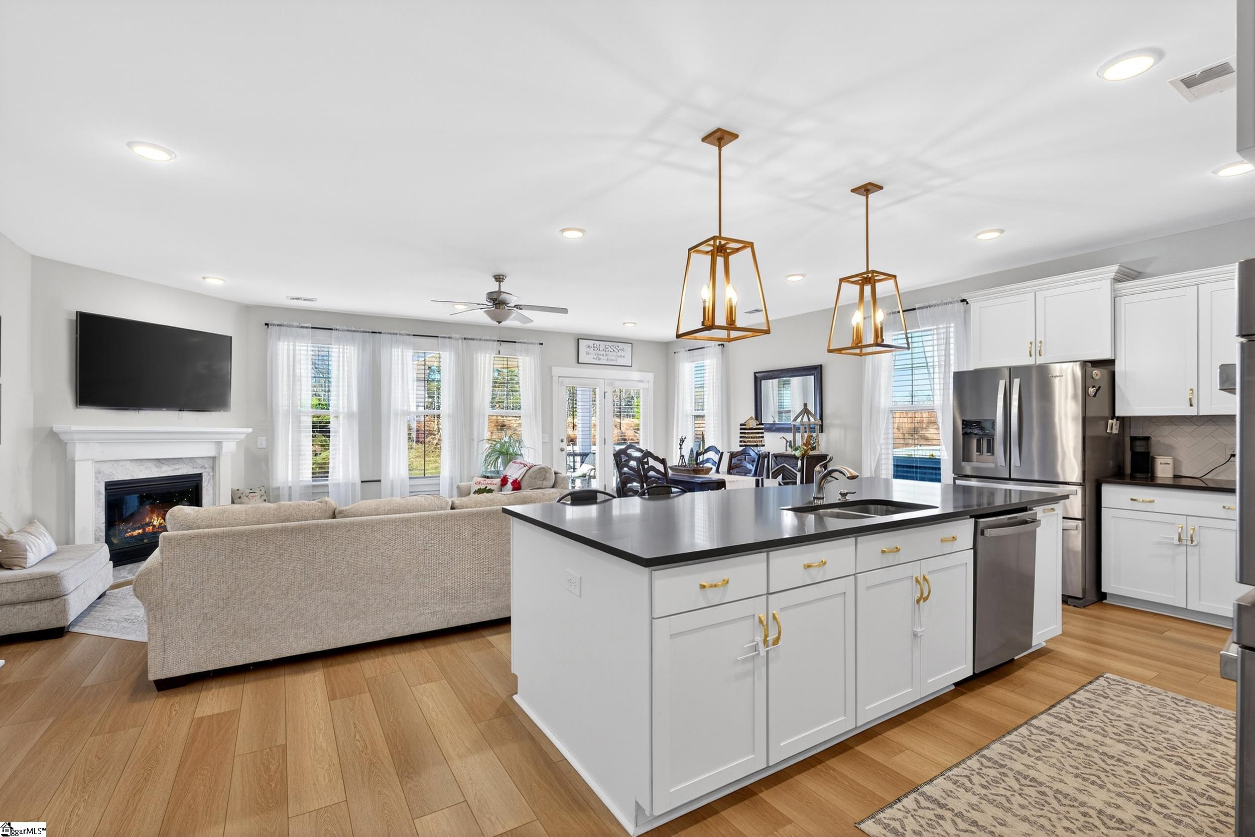 109 Woodcross Drive Simpsonville, SC 29681