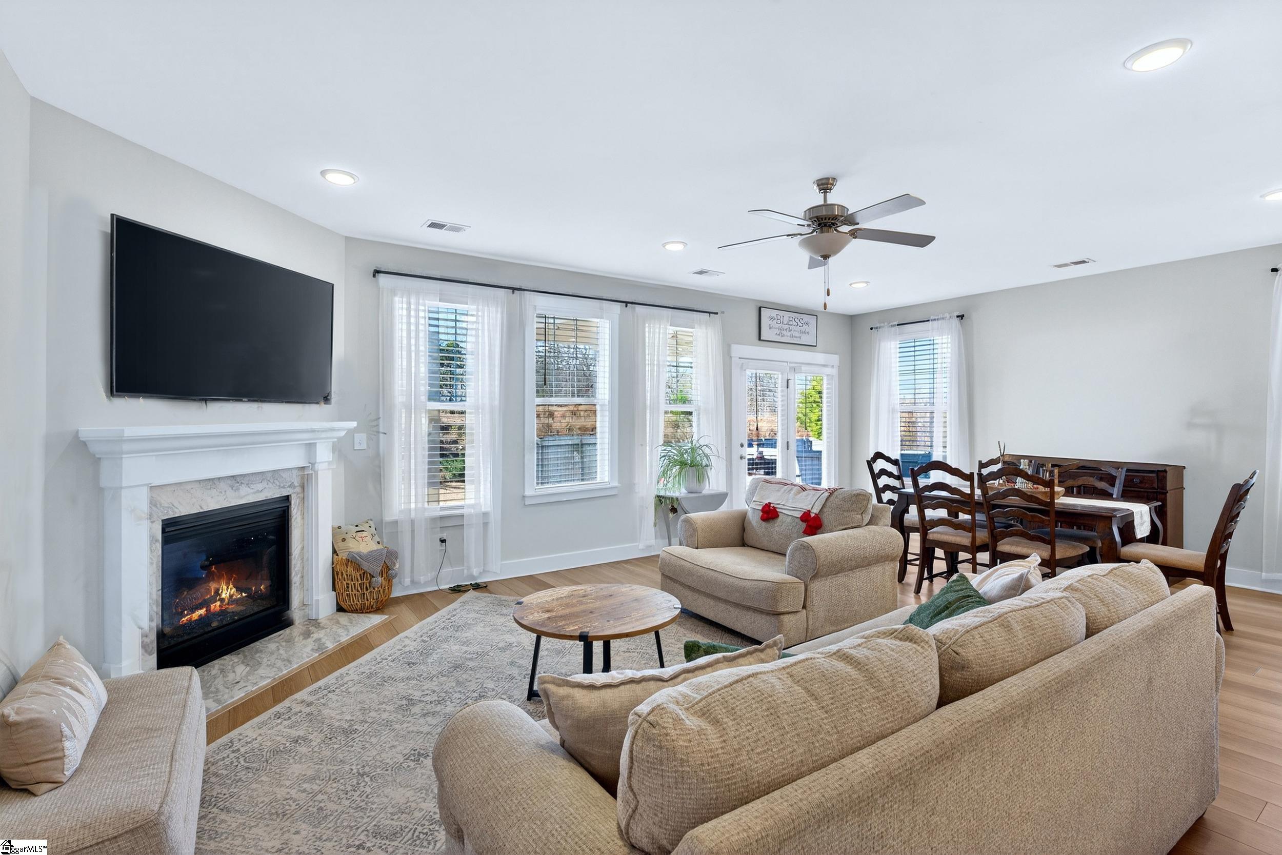109 Woodcross Drive Simpsonville, SC 29681