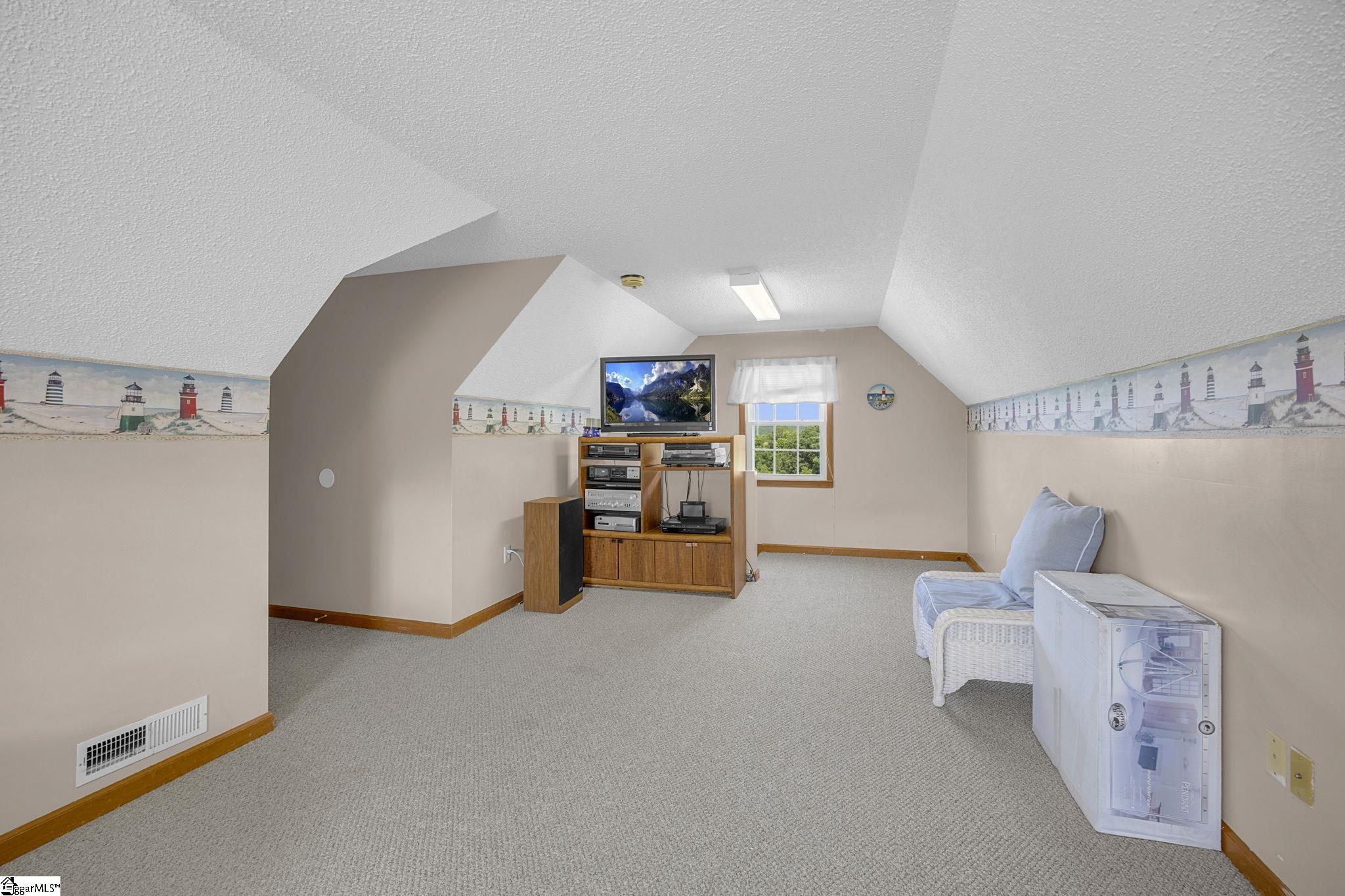 5230 Olden Porter Road Pendelton, SC 29670
