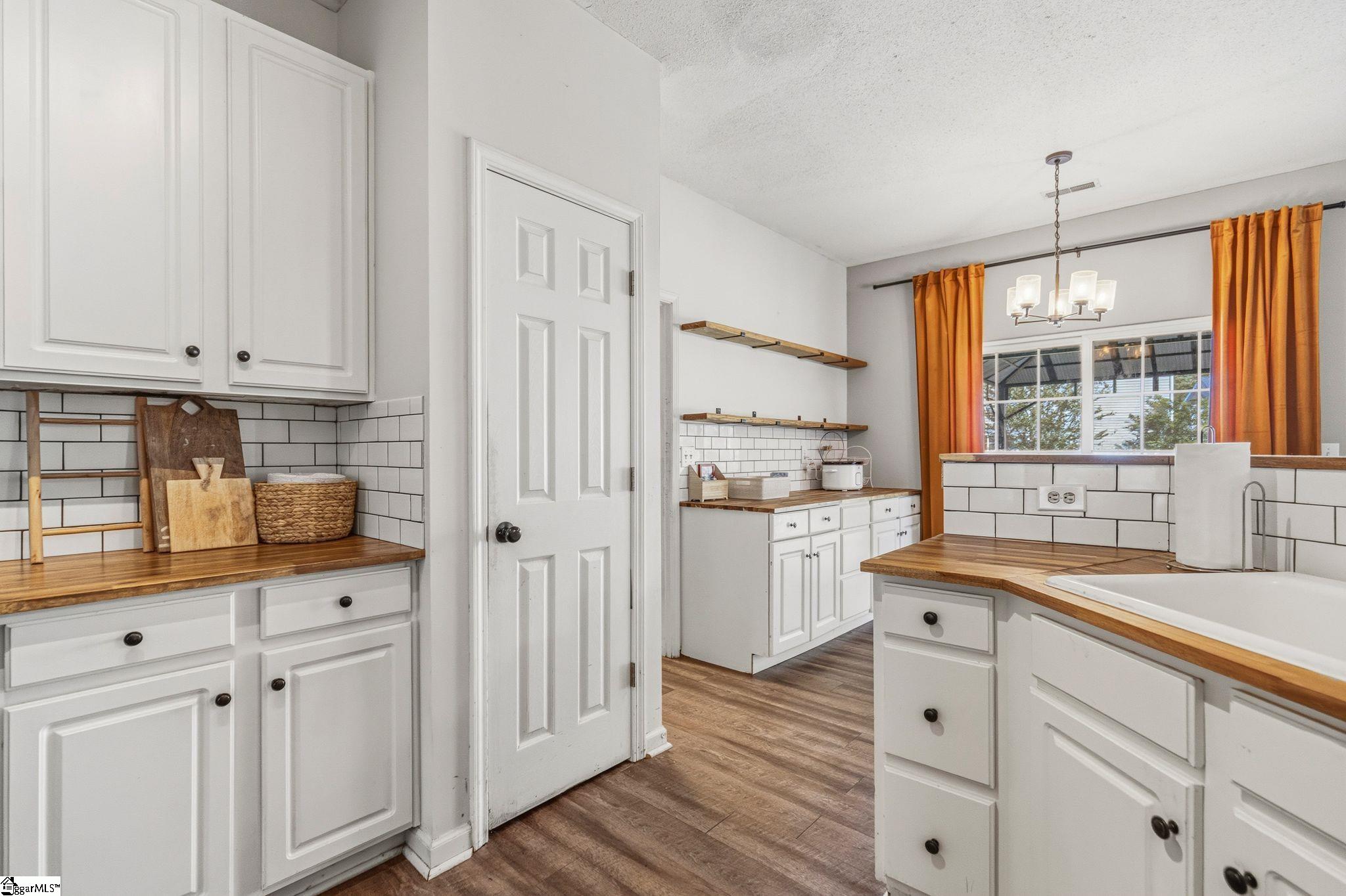 216 Edenberry Way Easley, SC 29642