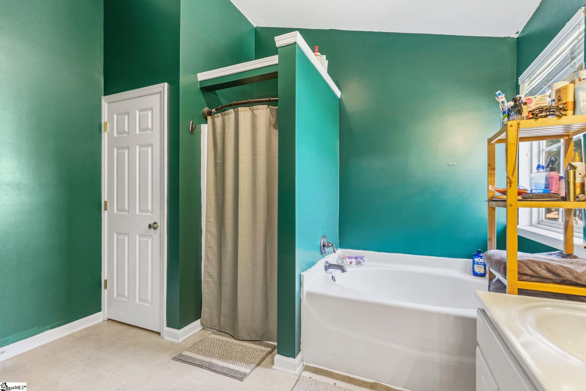 216 Edenberry Way Easley, SC 29642