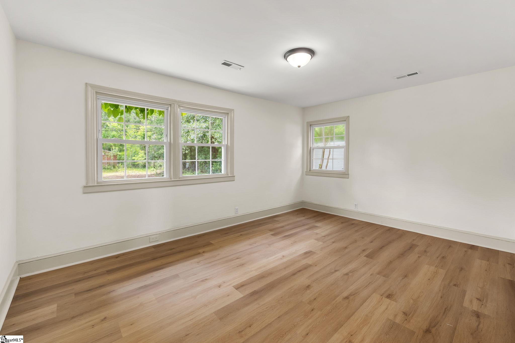 105 Whitener Avenue Spartanburg, SC 29306