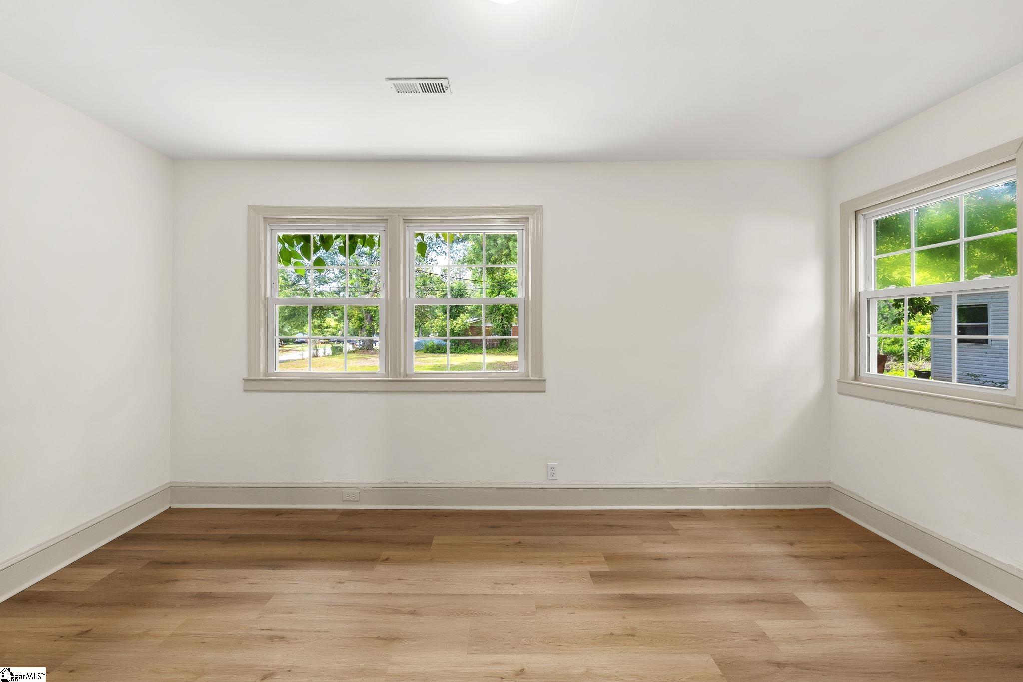 105 Whitener Avenue Spartanburg, SC 29306
