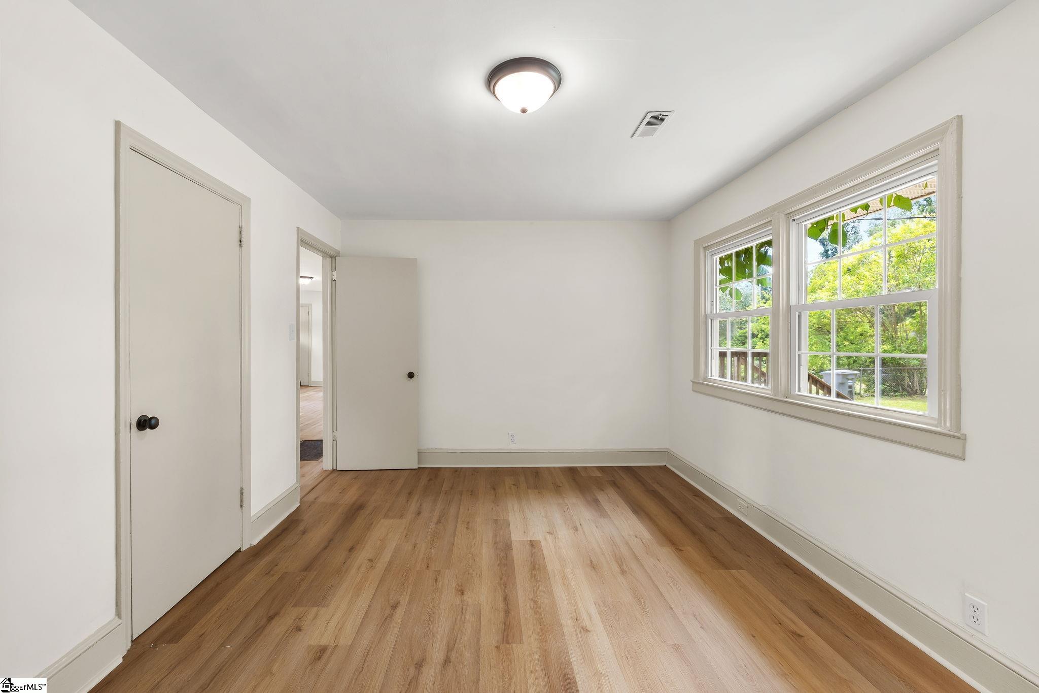 105 Whitener Avenue Spartanburg, SC 29306