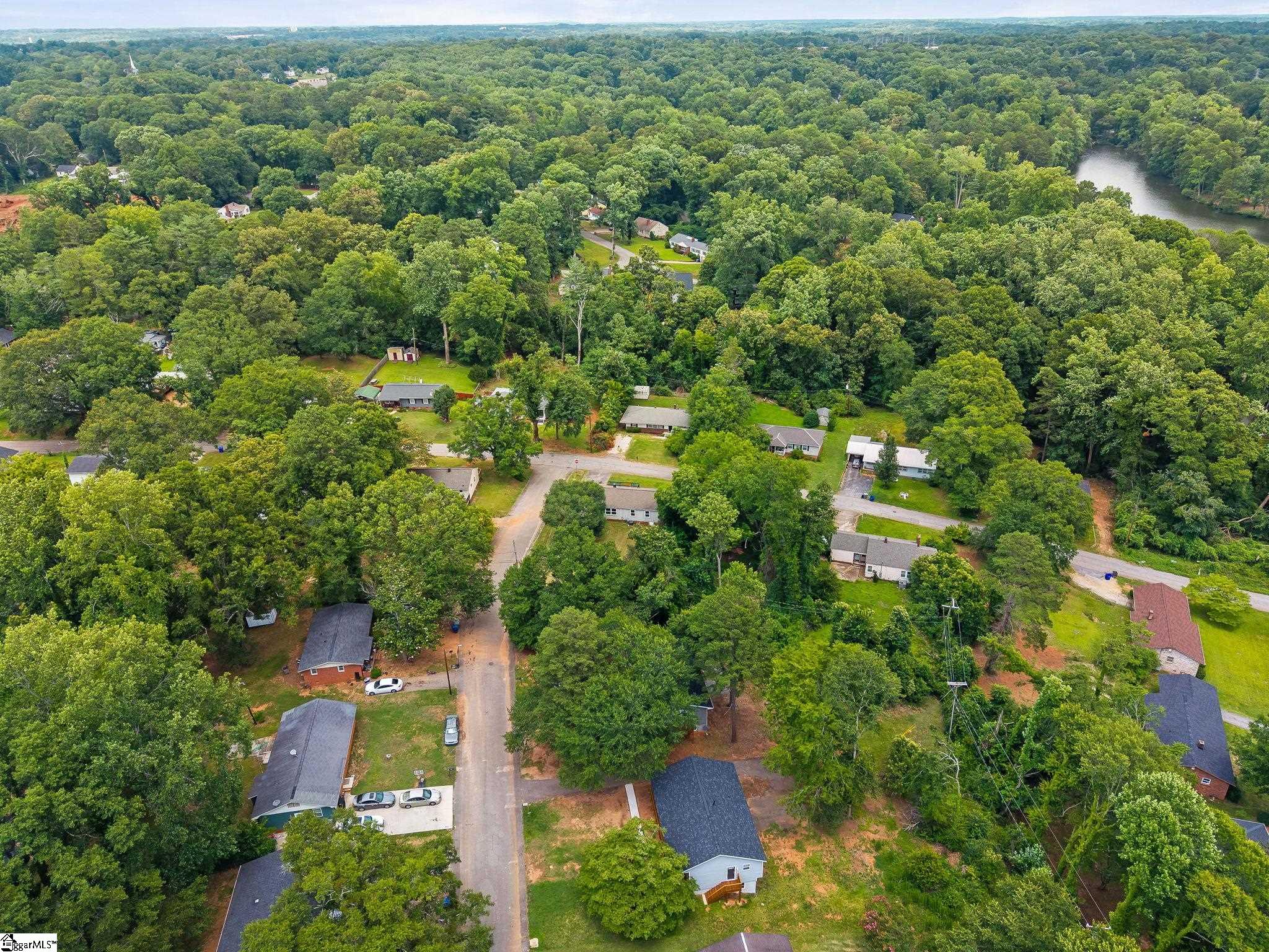 105 Whitener Avenue Spartanburg, SC 29306