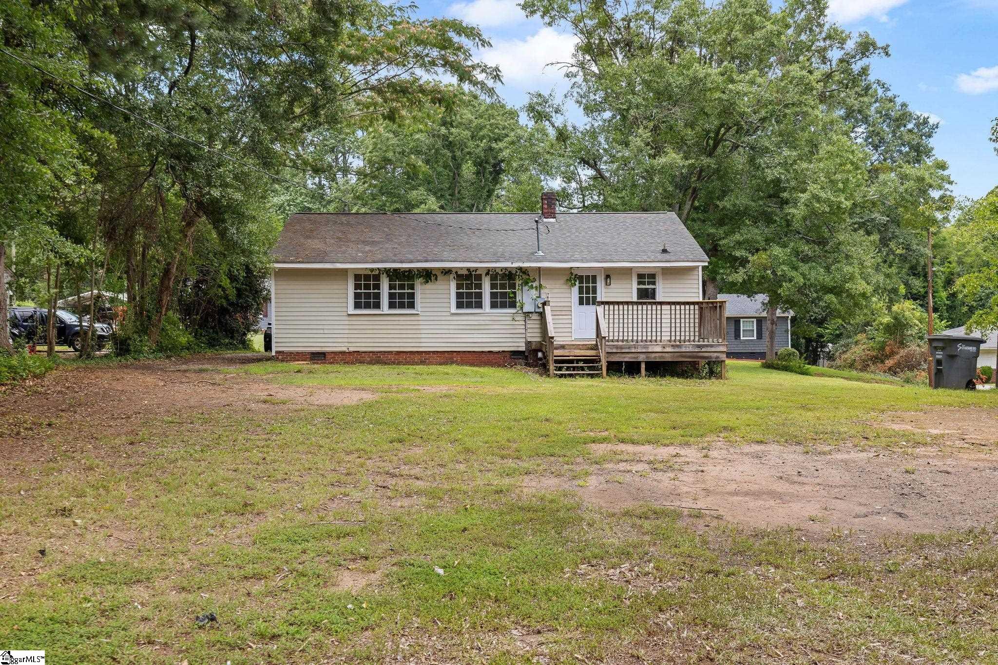 105 Whitener Avenue Spartanburg, SC 29306